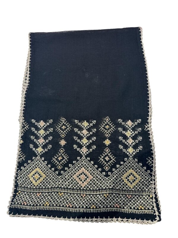 HOUSE OF INNANA Black Najaf Scarf with Embroidered