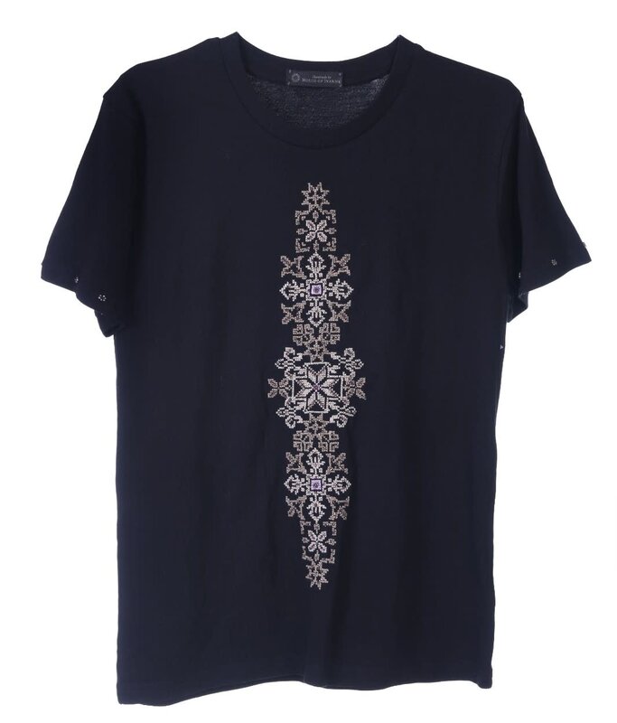 HOUSE OF INNANA Black T-Shirt with Embroidery