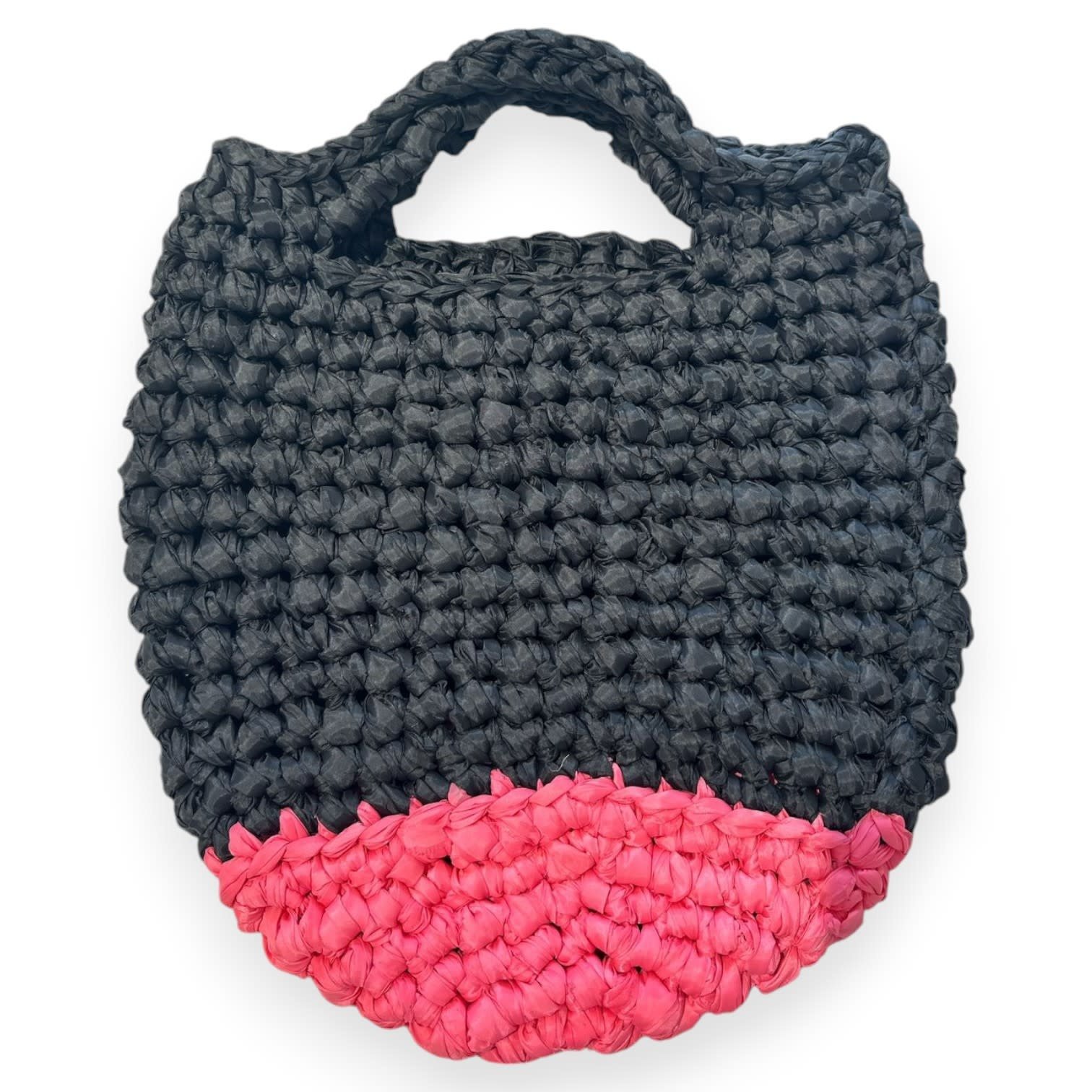 YOLA JAHSHAN FASHION Black and Fuchsia Straw Bag