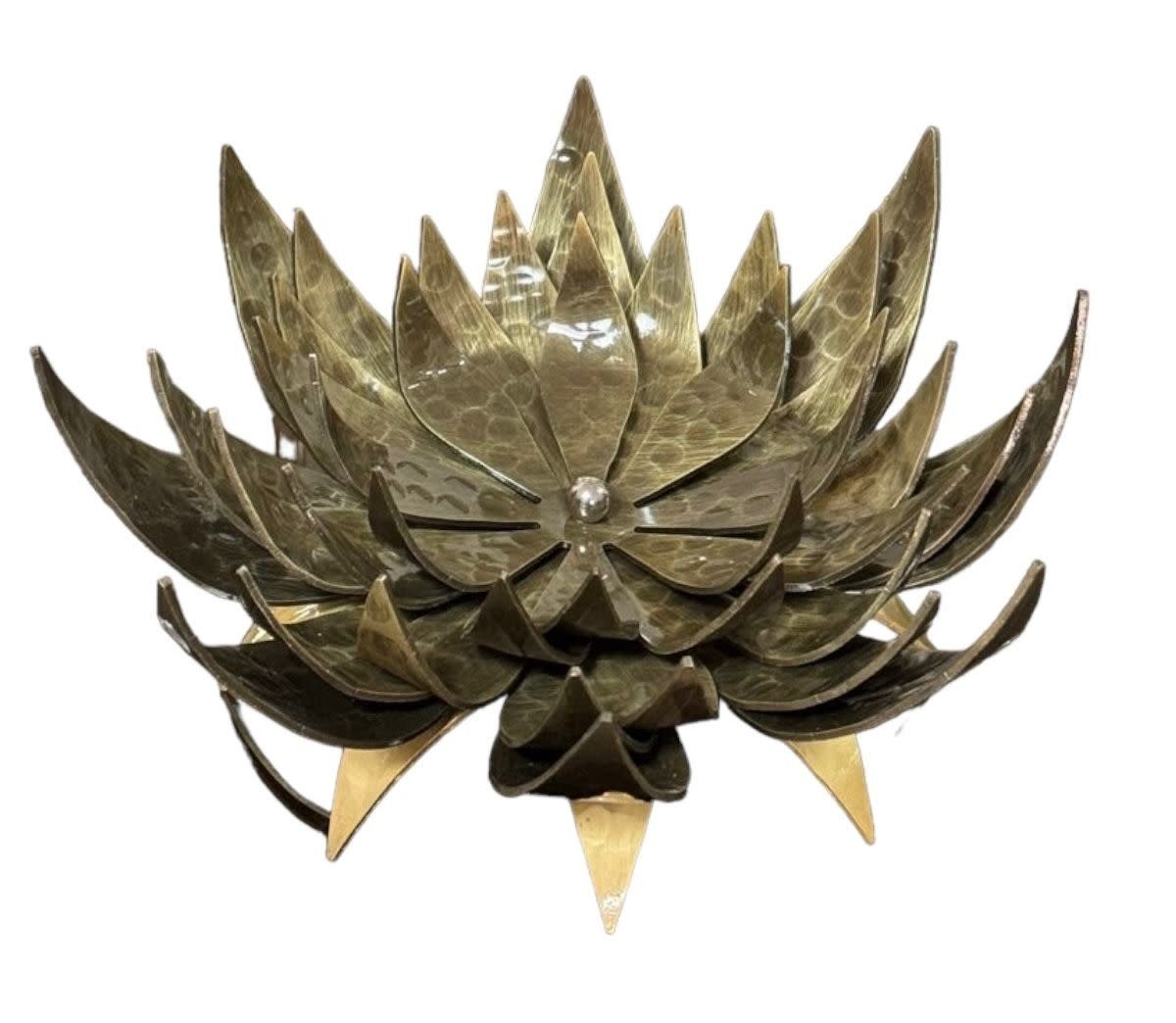 ORIENTINA ⁠Large bronze flower