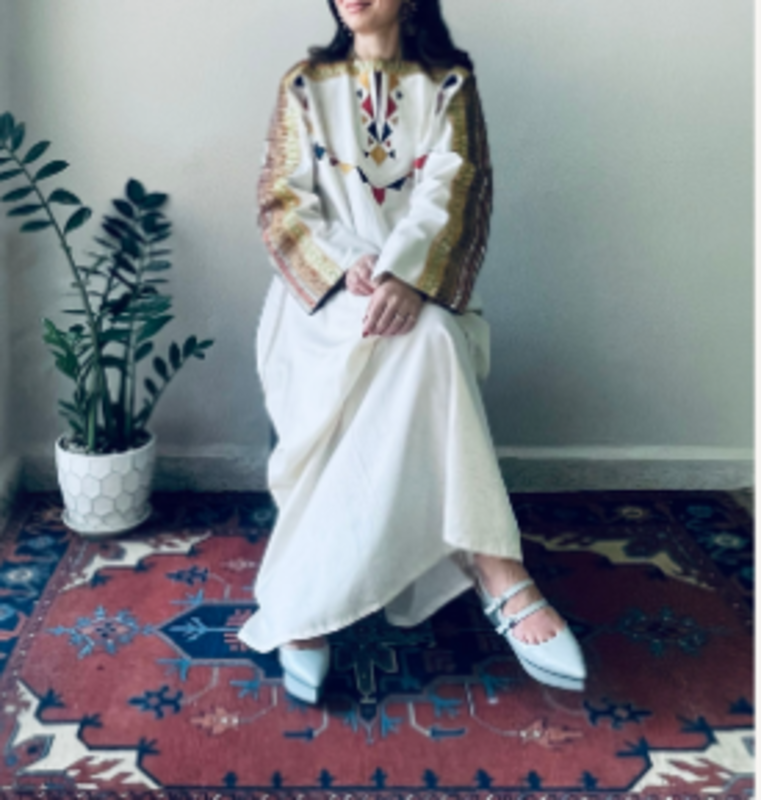 LAM COLLECTIONS long off-white Abaya with embroidery