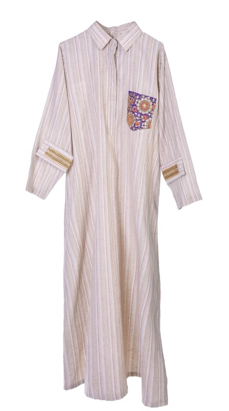 LAM COLLECTIONS Gold and Off-white Long abaya with embroidered pocket 