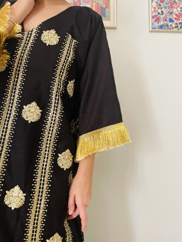 LAM COLLECTIONS Black Abaya with Arabic calligraphy embroidery