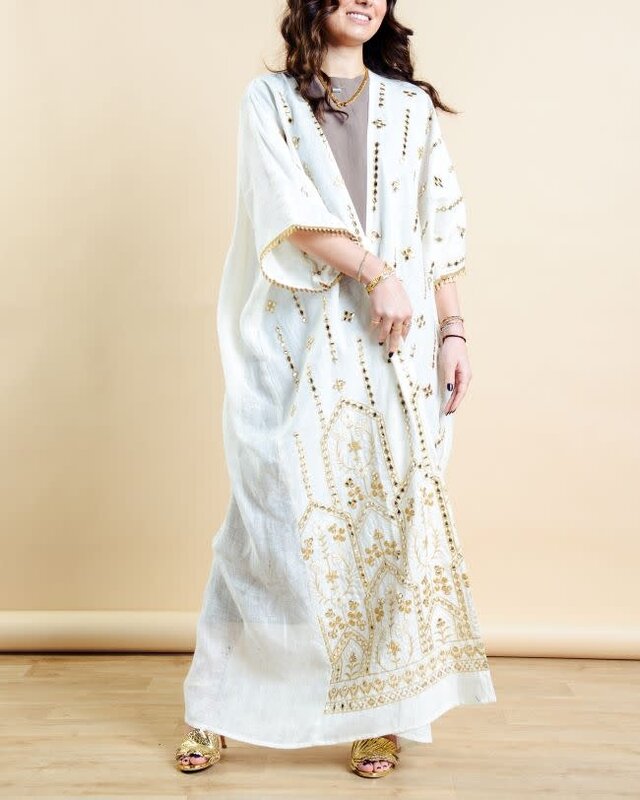 LAM COLLECTIONS white bisht with gold embroidery