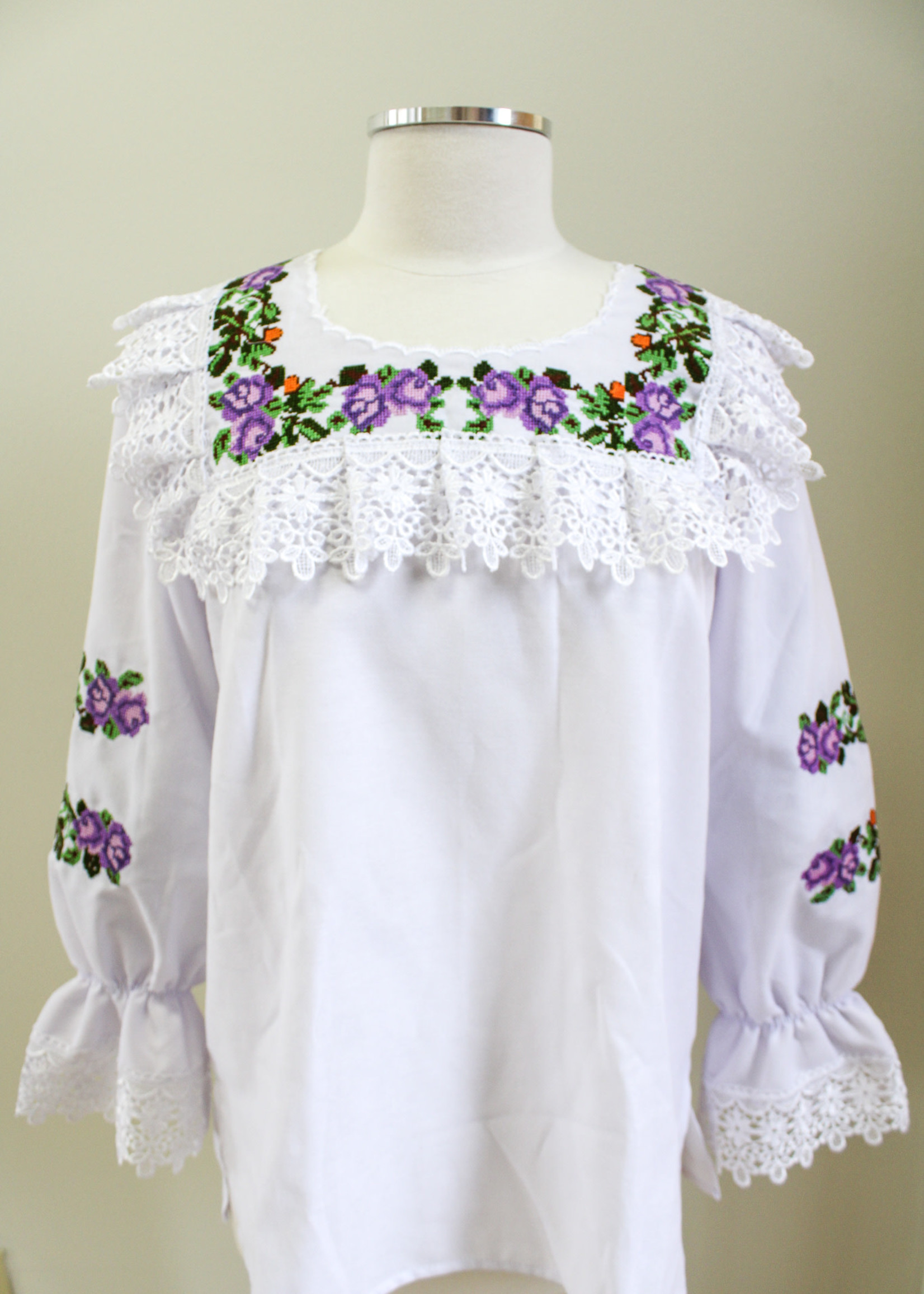 APPAREL - Blouse (XL) Square Neck Lilac Embroidery