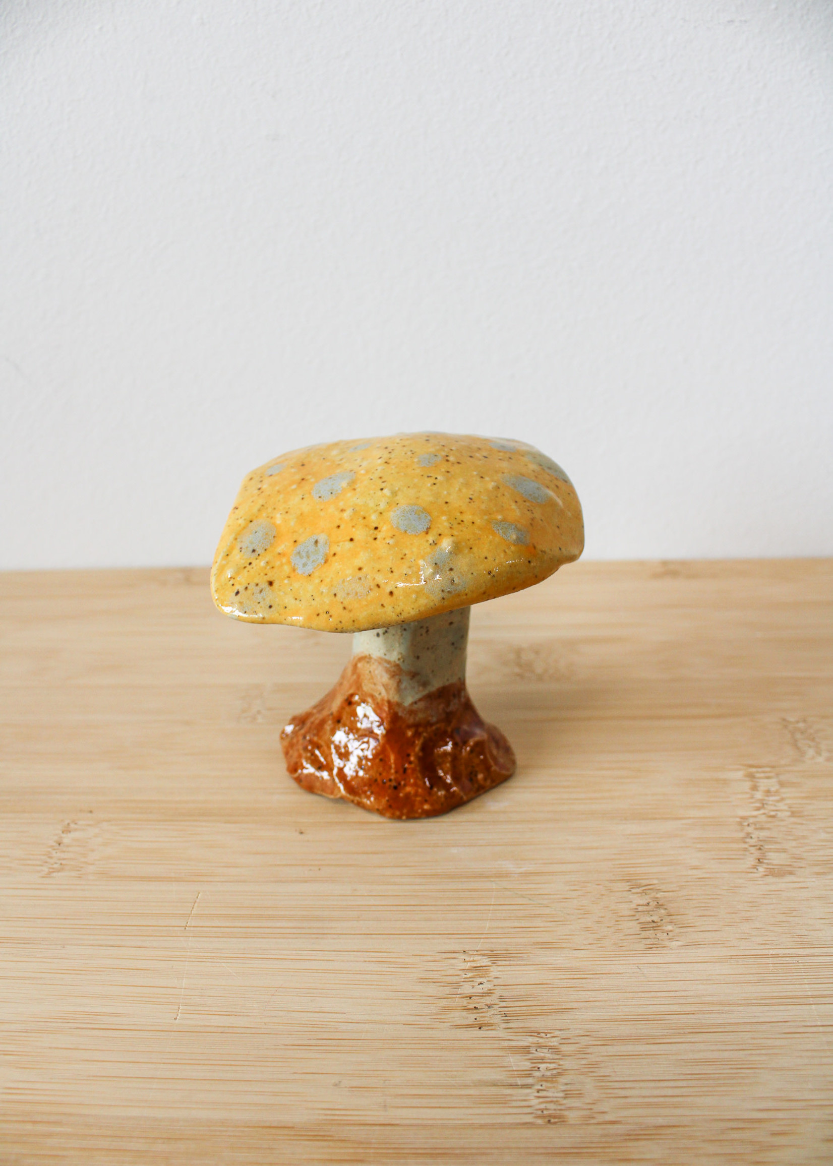 Decor - Mushrooms  Amanita,  Yellow