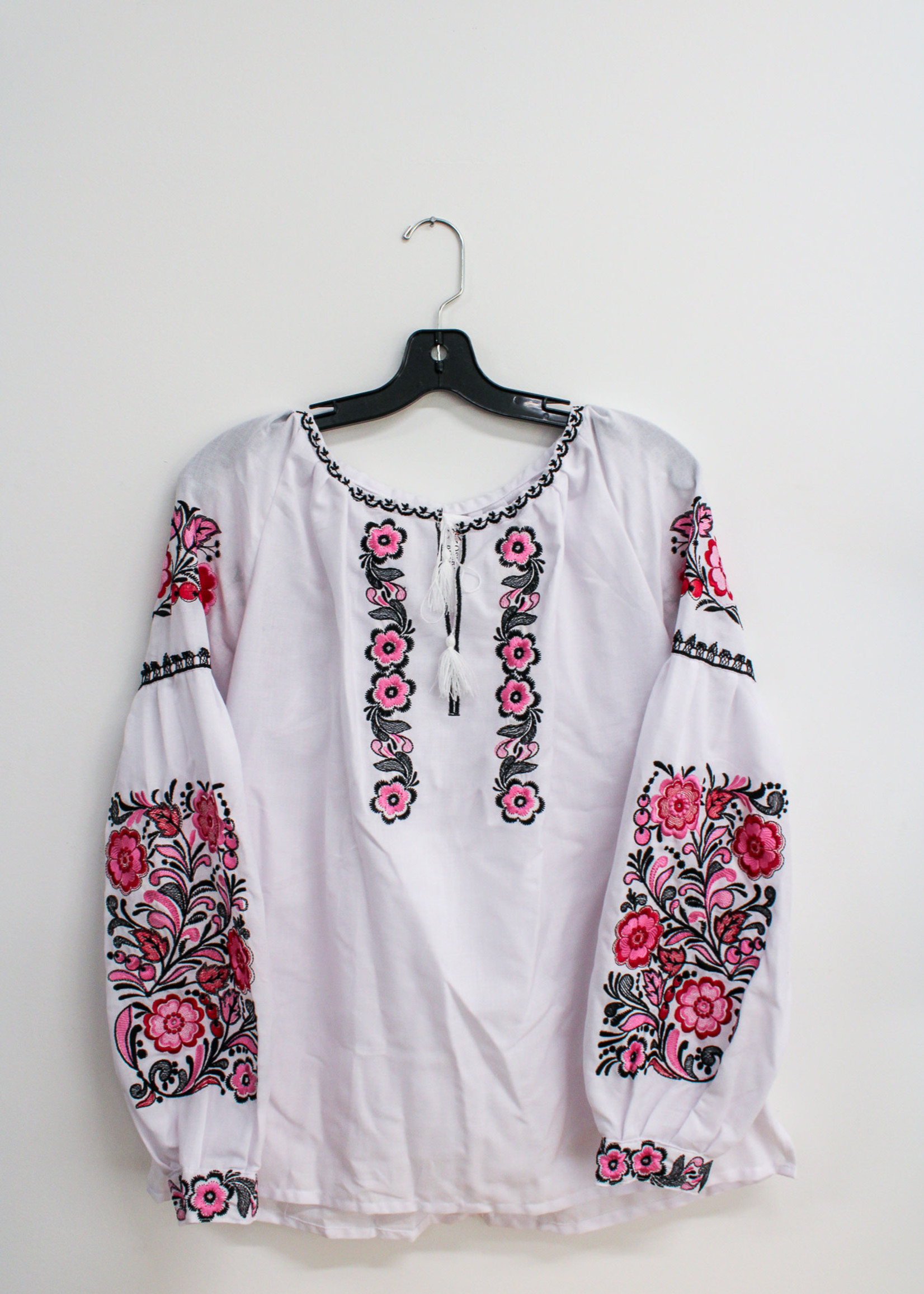 VYSHYVANKA - (W), Bust 23', White / Pink Roses and Black Embroidery