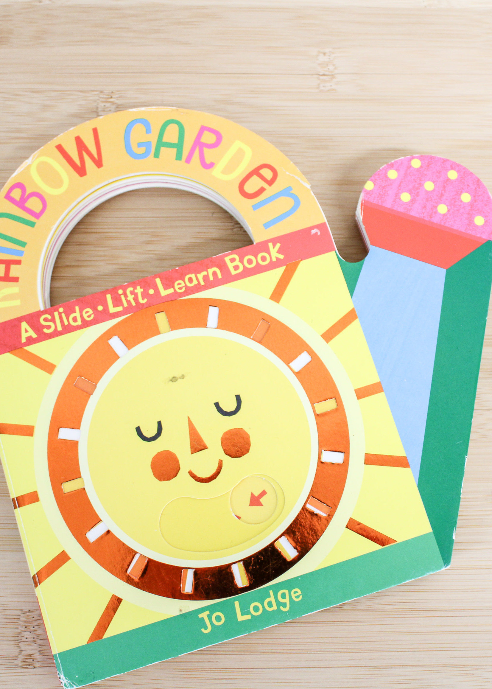BOOK- KIDS -Rainbow Garden, A Slide + Lift + Learn Book