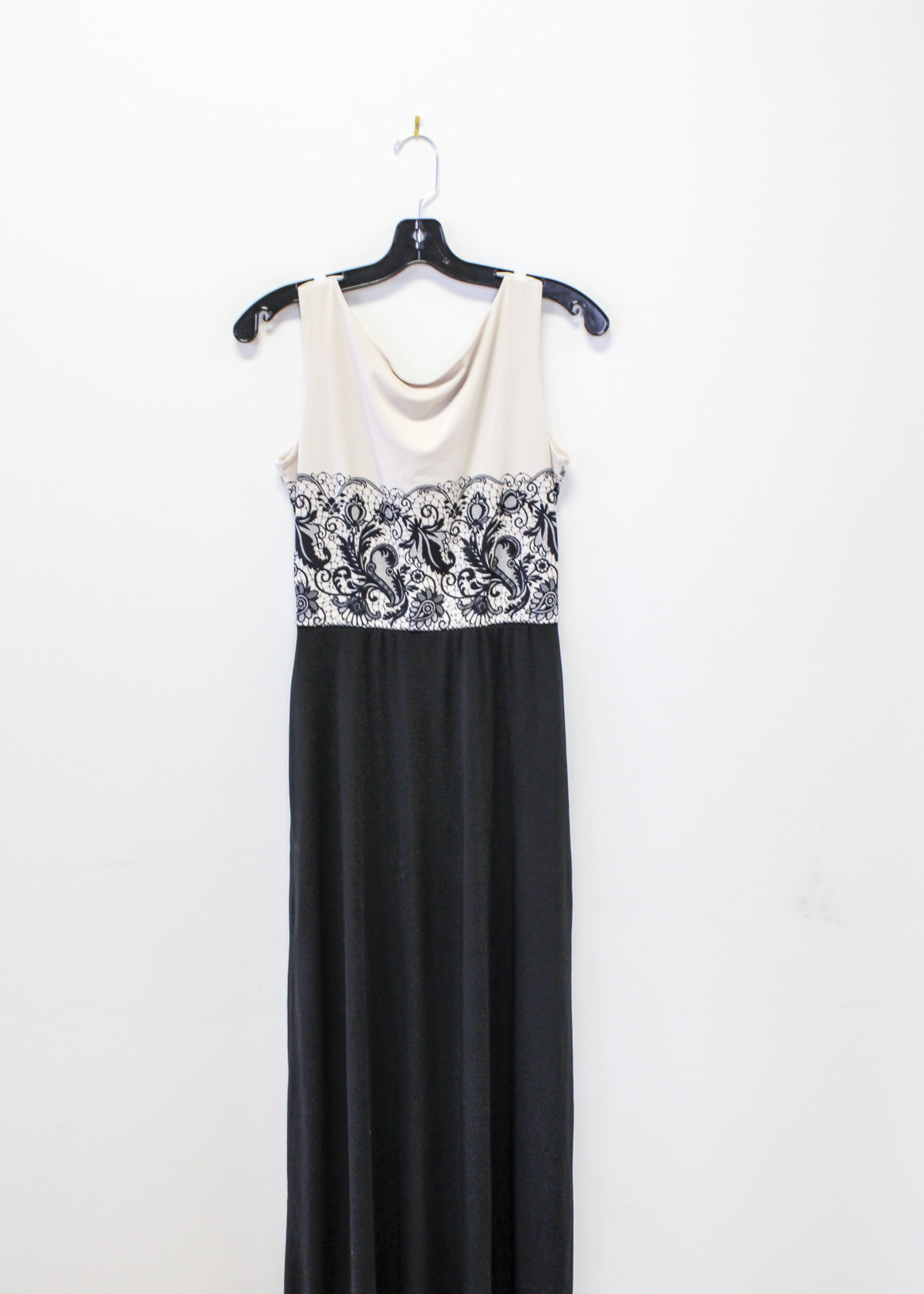DRESS-Long Black and Cream with Lace print (L)