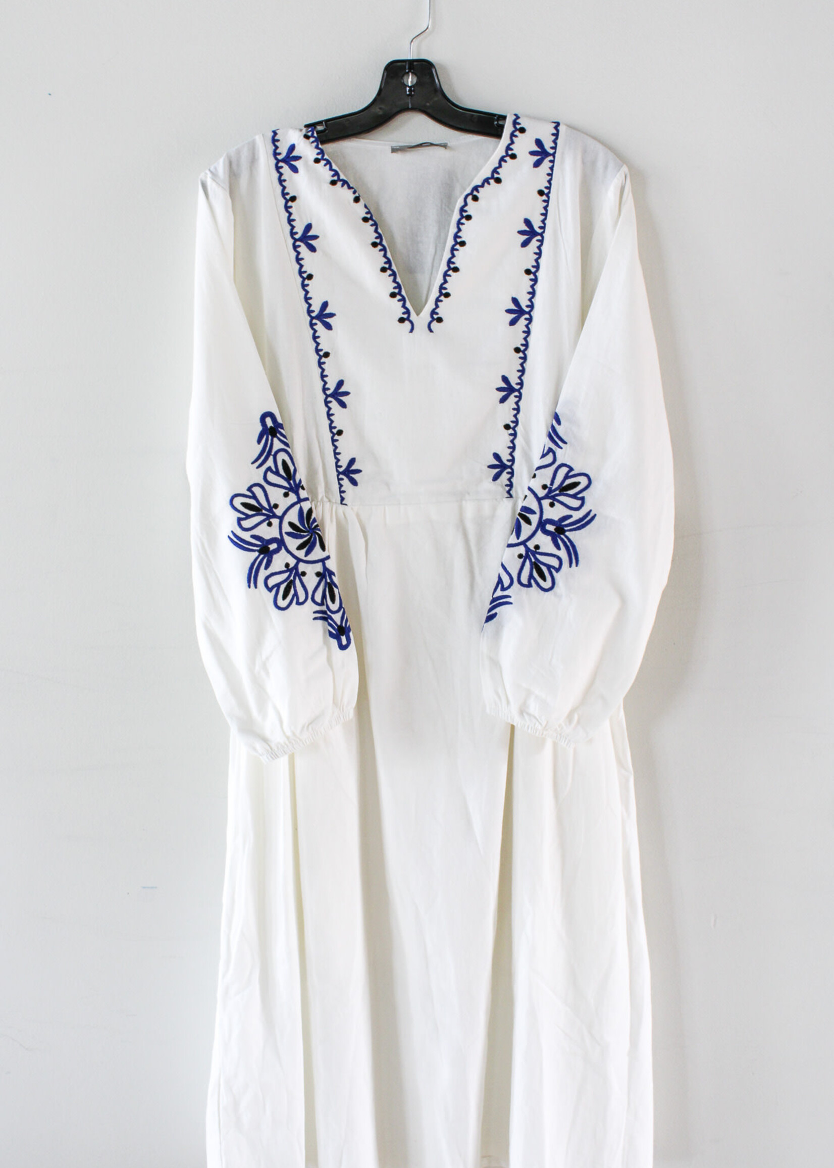 Dressa VYSHYVANKA - Cream & blue long dress, large (48)