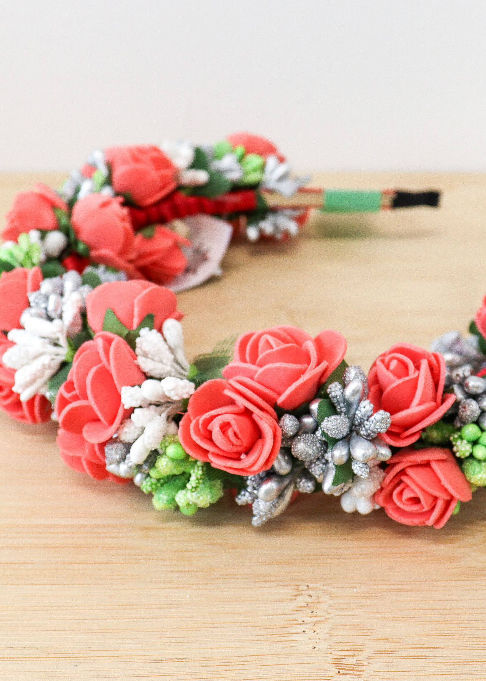 ACCESSORIES Vinok Coral White Green SilverFlowers Berries