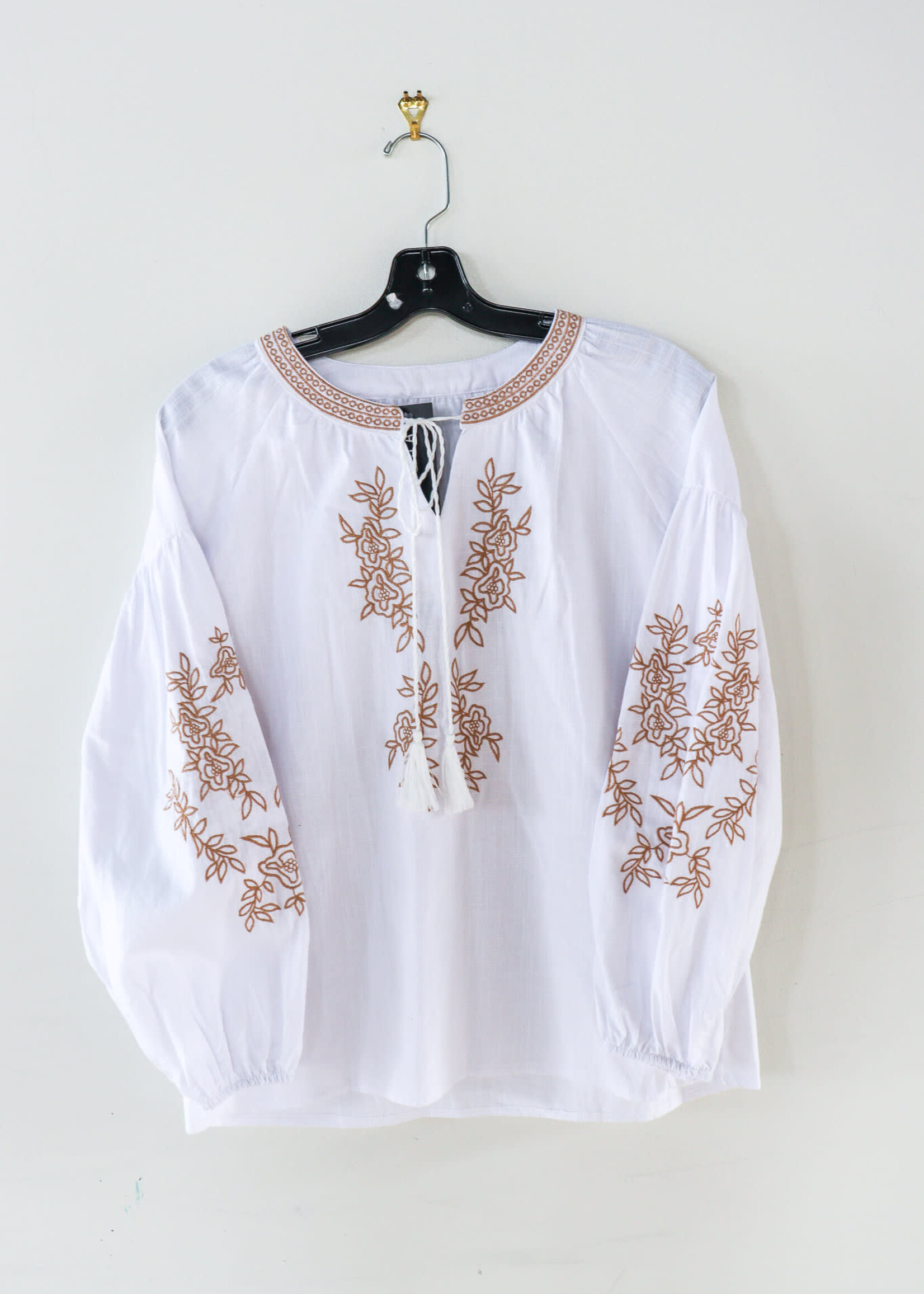 APPAREL - (W) Blouse, 2024 (42" - size M) white/ cream flowers pattern by Dressa, Ukraine