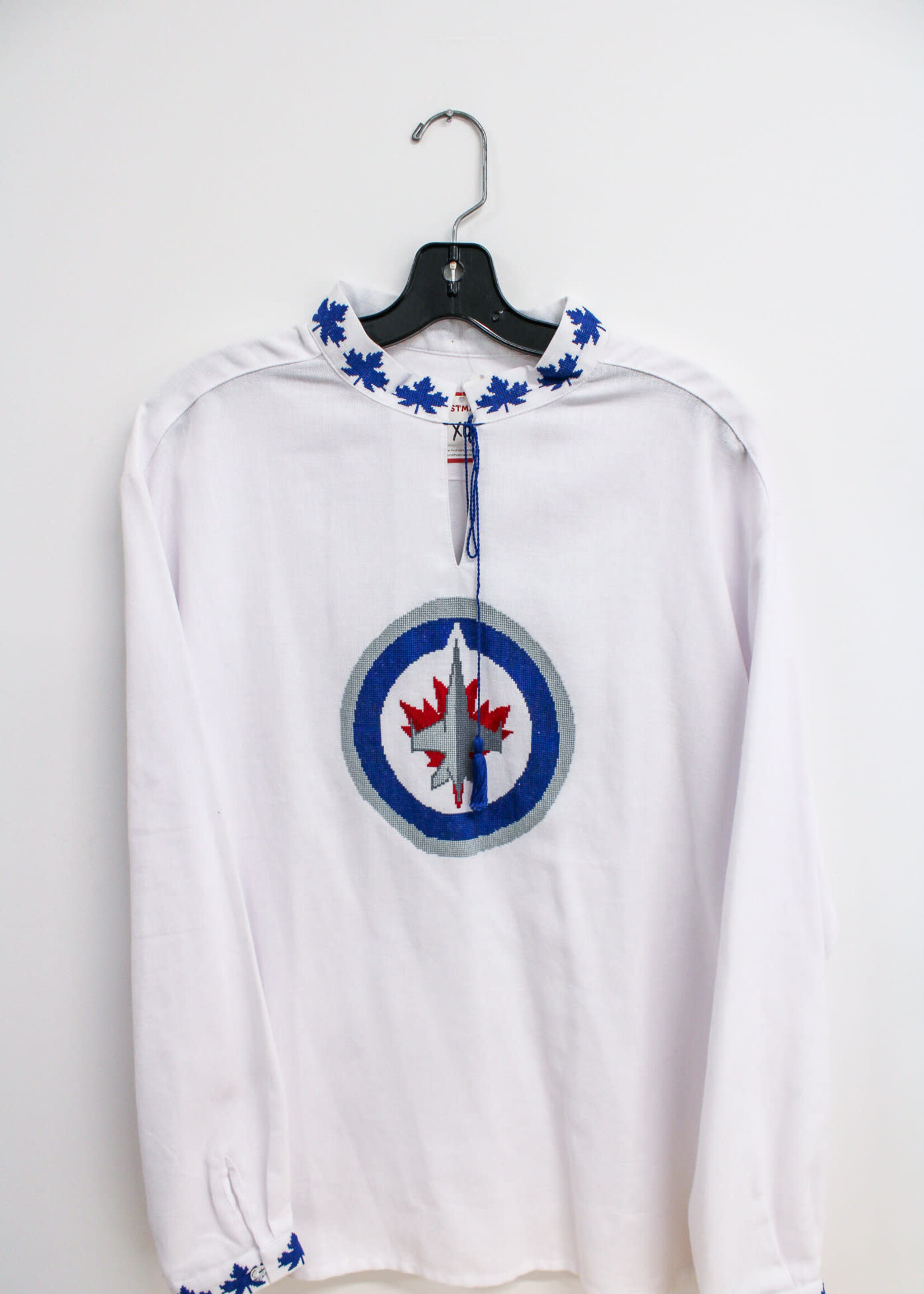 APPAREL (M) - Winnipeg Jets Men's Vyshyvanka XL Embroidered Shirt (machine embroidery)