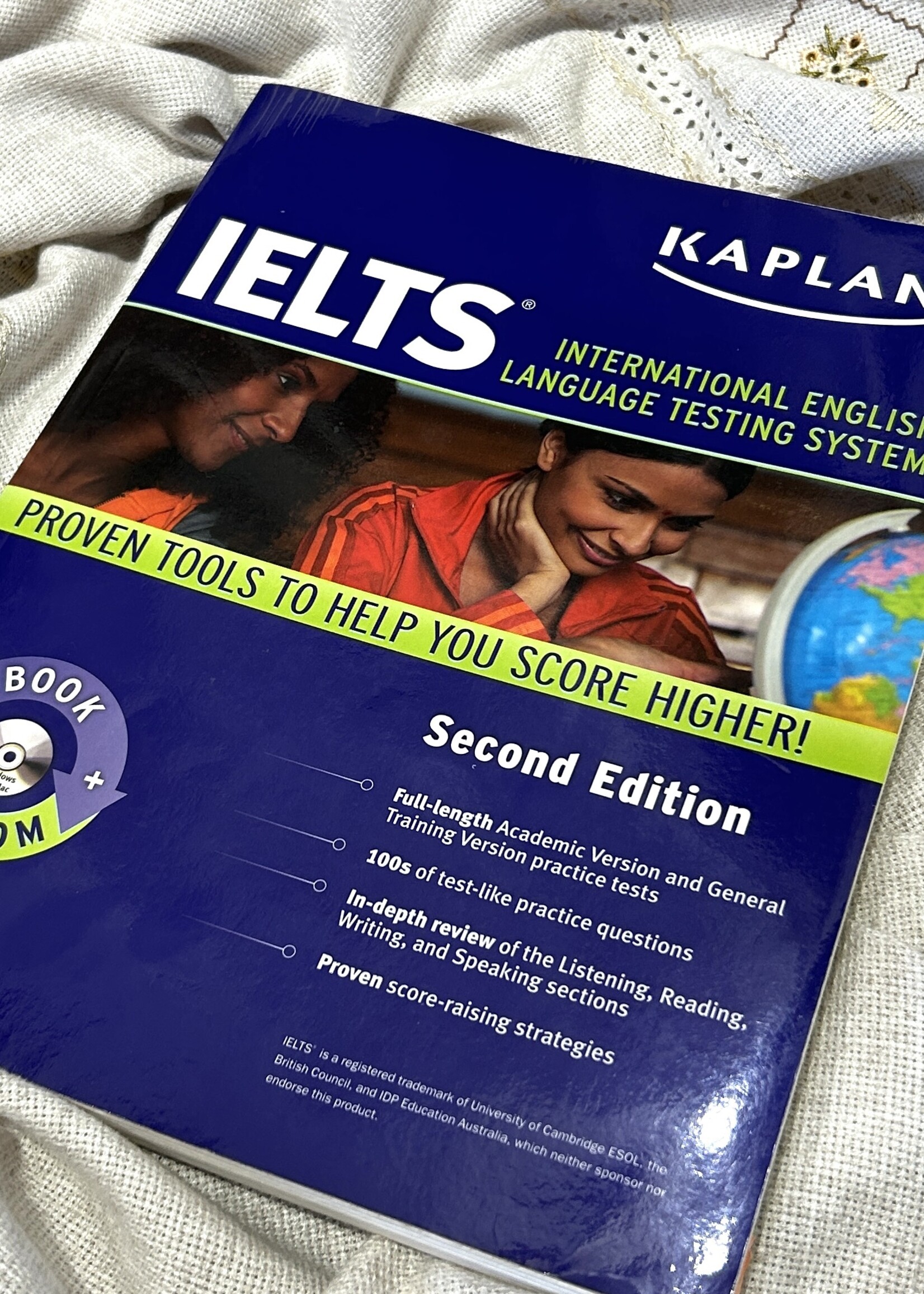 BOOK - Grammar for  IELTS ( KAPLAN) tests