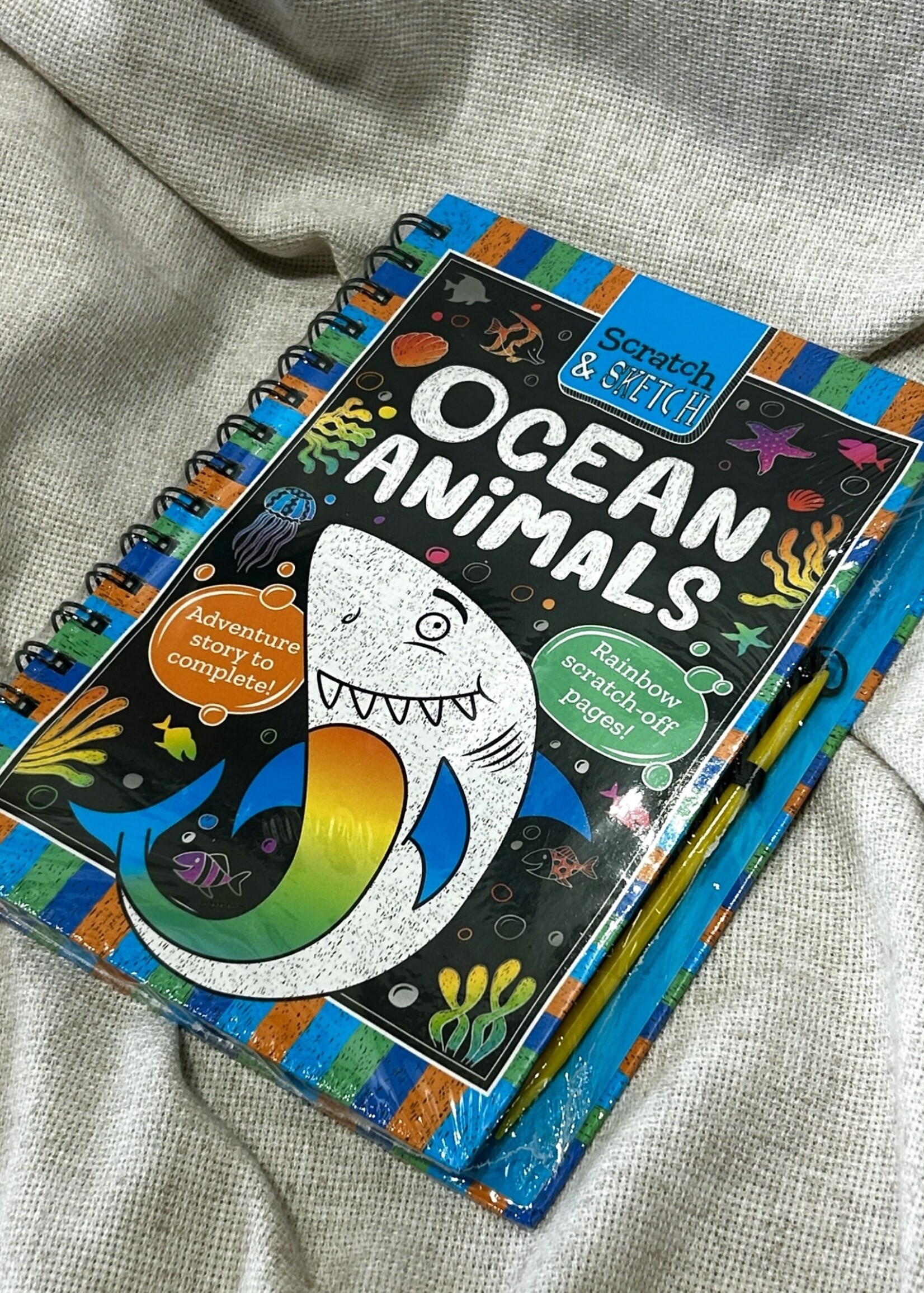KIDS  -  BOOK  Ocean Animals, Scratch & Sketch