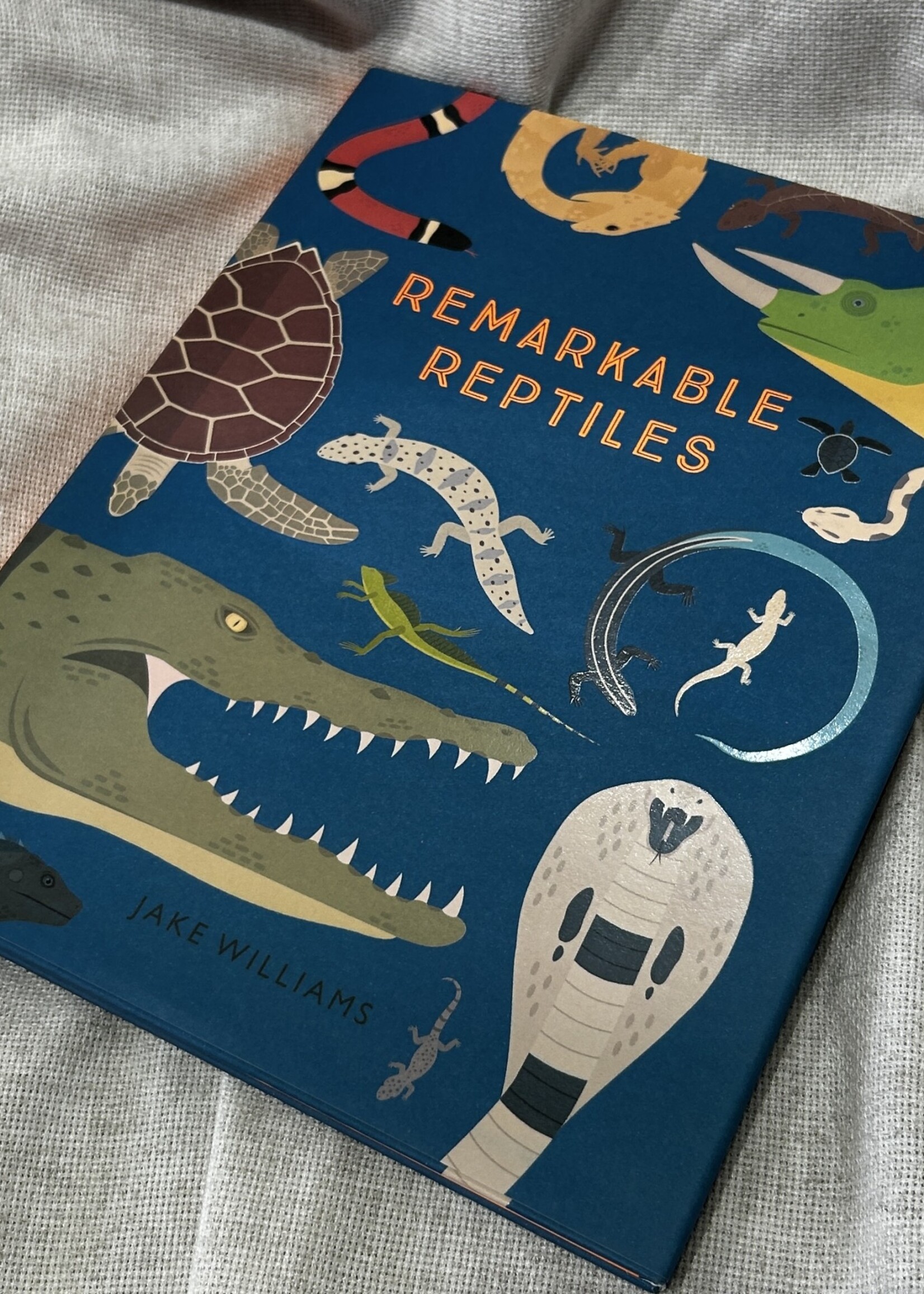 KIDS   - BOOK - Remarkable Reptiles by Jake Williams