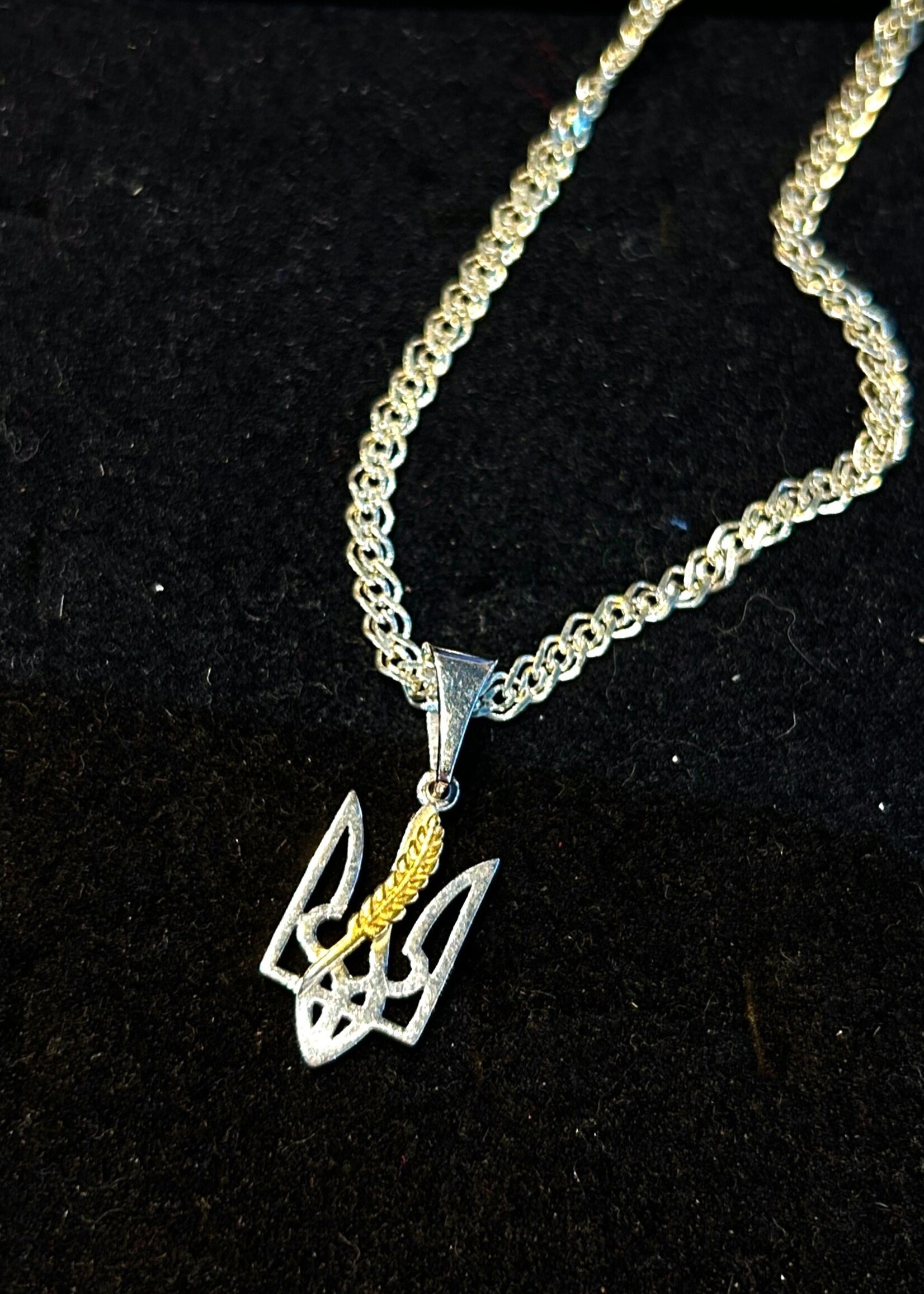Sapphire JEWELRY -  Tryzub, Sterling Silver 925, & Chain  Silver, Singapore Style