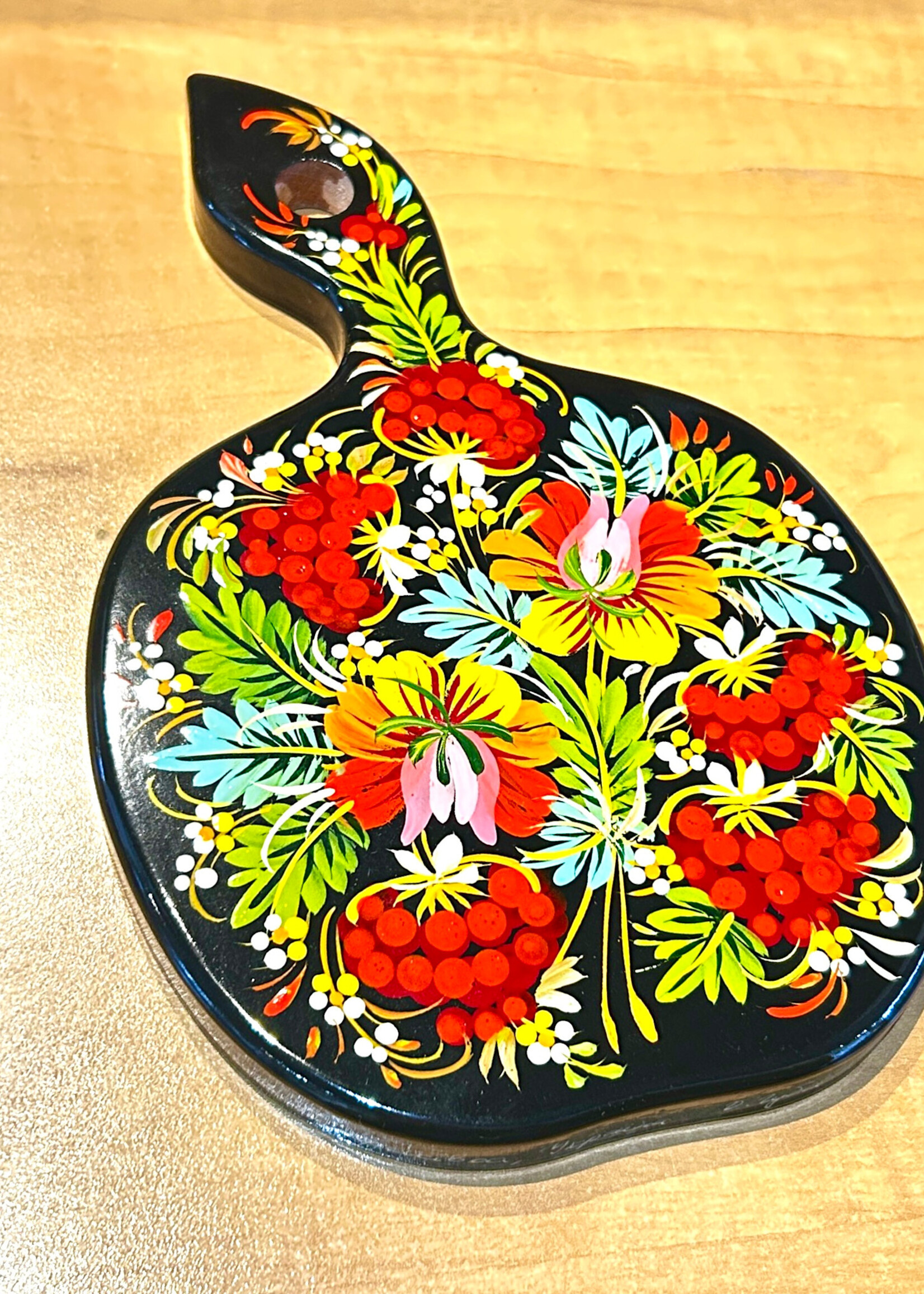 HOME - Petrykivka Style Wooden Cutting Board