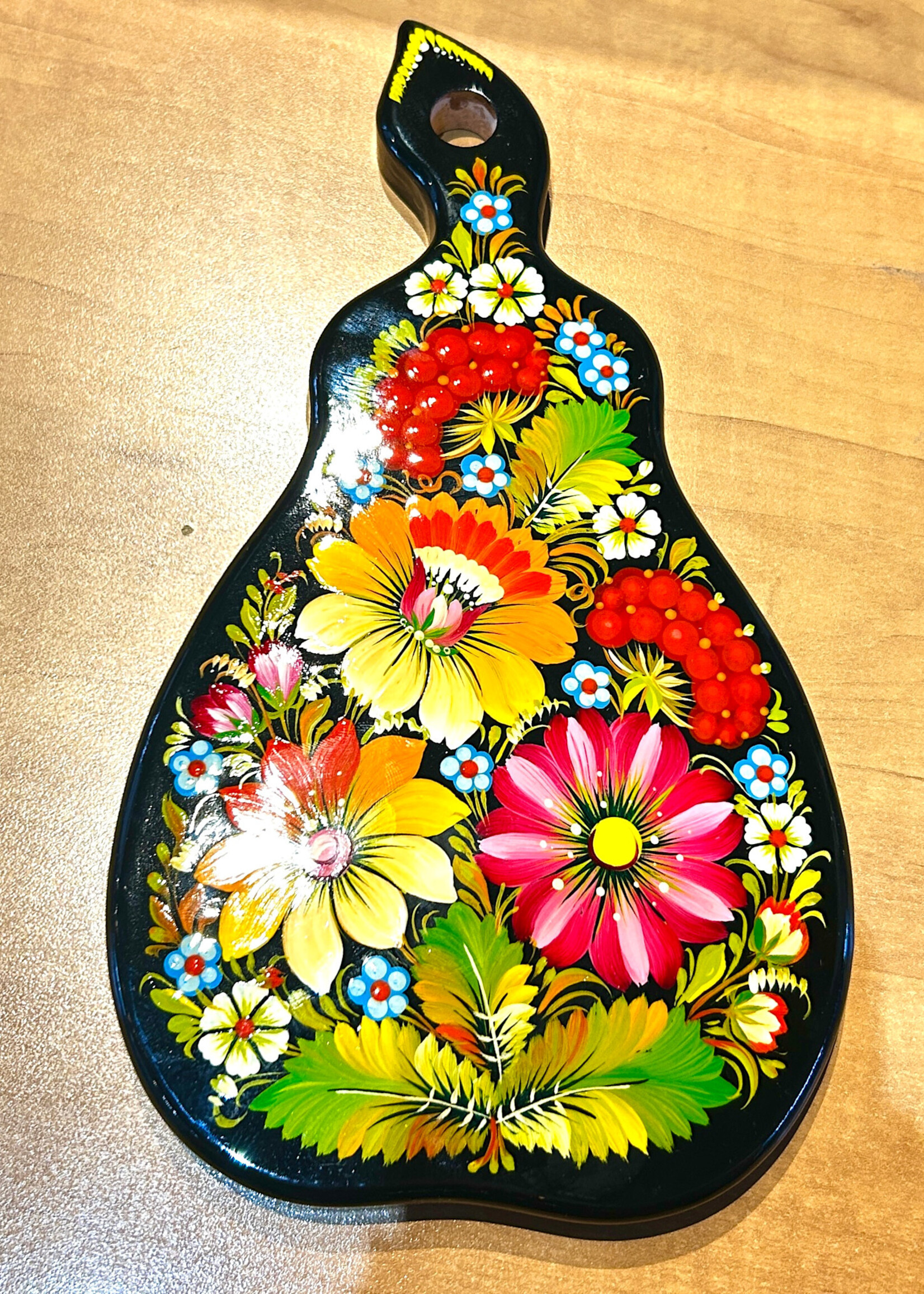 HOME - Petrykivka Style Wooden Cutting Board