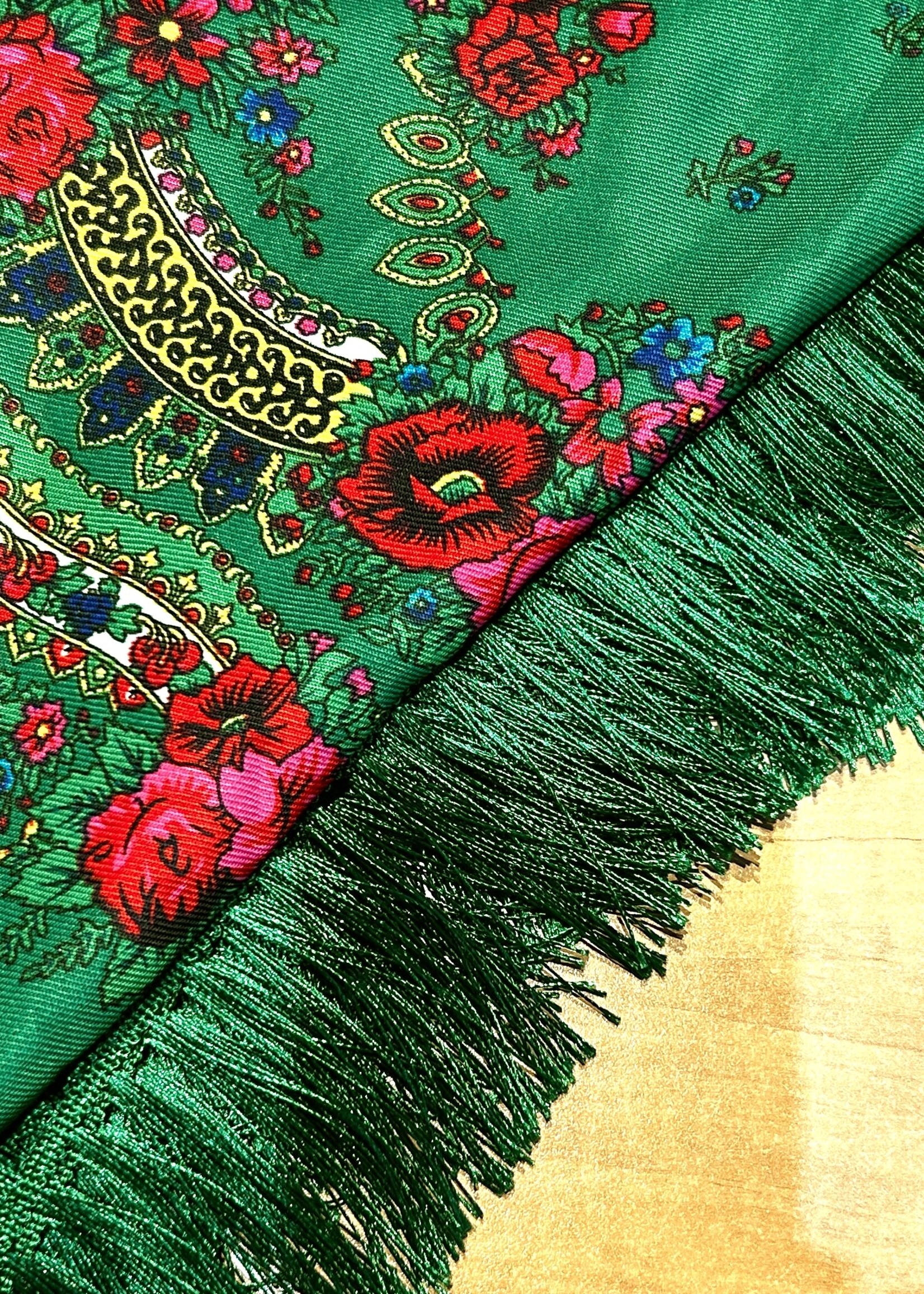 APPAREL - (W) Shawl / Ukrainian Hustka Traditional Scarf with  Fringle/ 36x36"