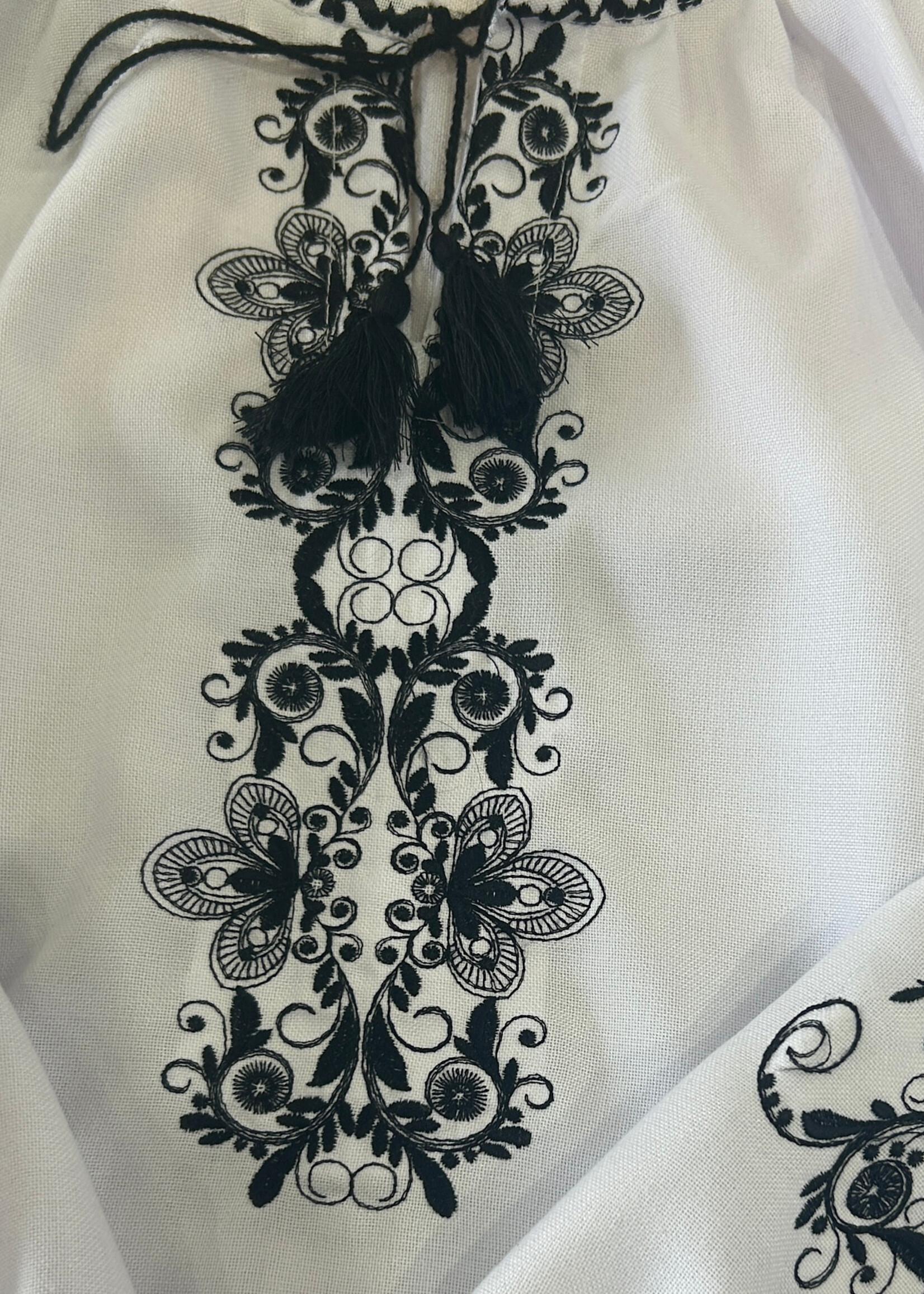 APPAREL - Vyshyvanka 50" - 2XL White & Black flowers ( sleeves and bottom embroidered)