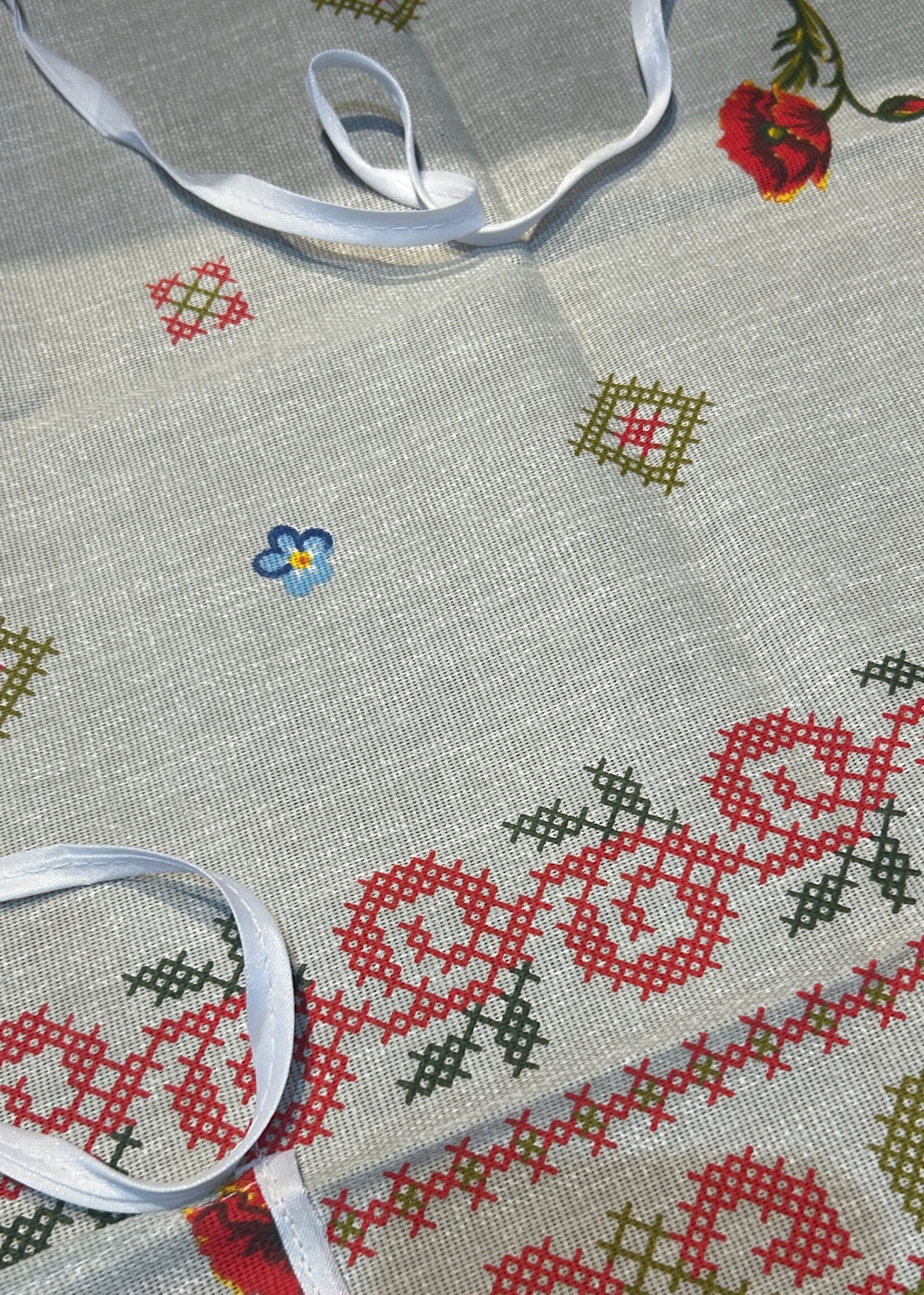 HOME- Apron, Linen 100 % in Ukrainian traditional pattern