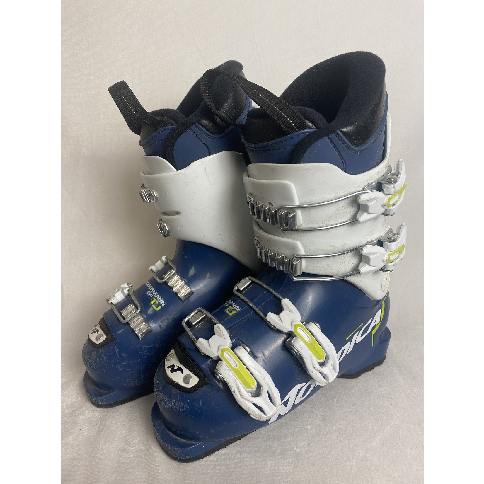 20.5 ski boots