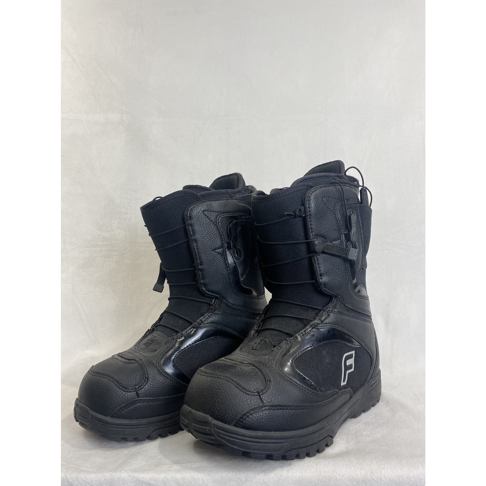 Forum League Snowboard Boots, Size 8.5, WMNS
