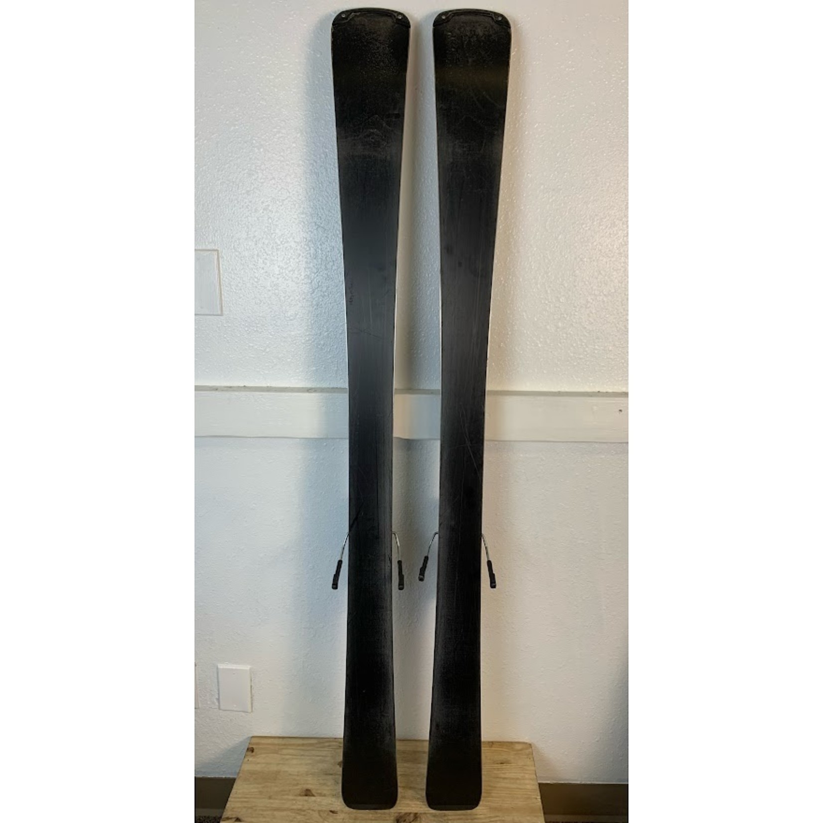 Atomic ETL Skis (147 cm)