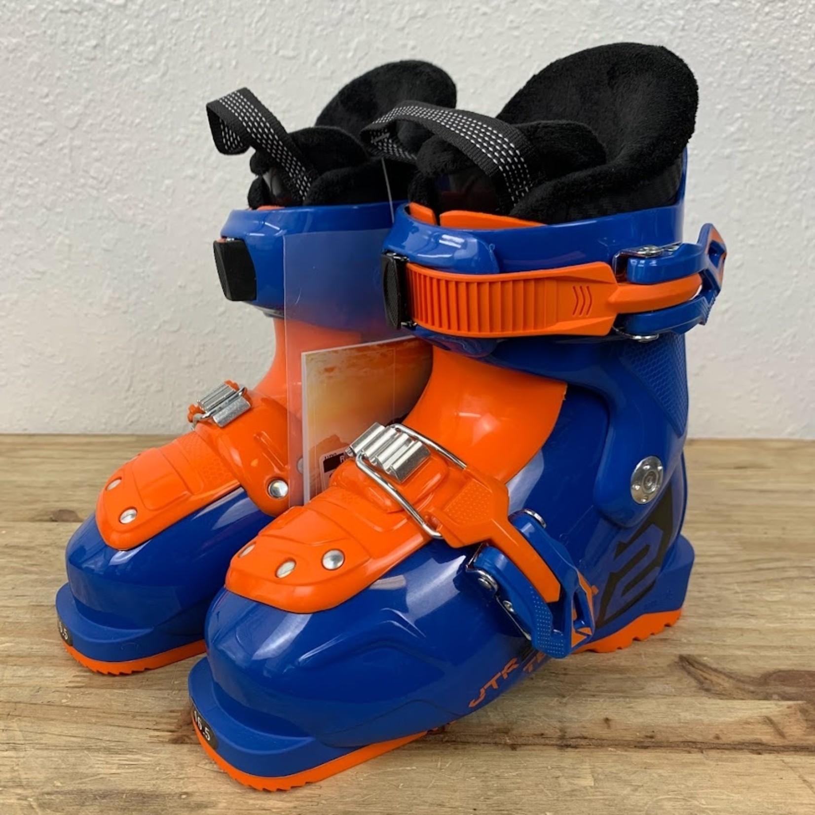 Tecnica NEW 2023 Tecnica JTR 2 Kids Ski Boots, Size 16.5