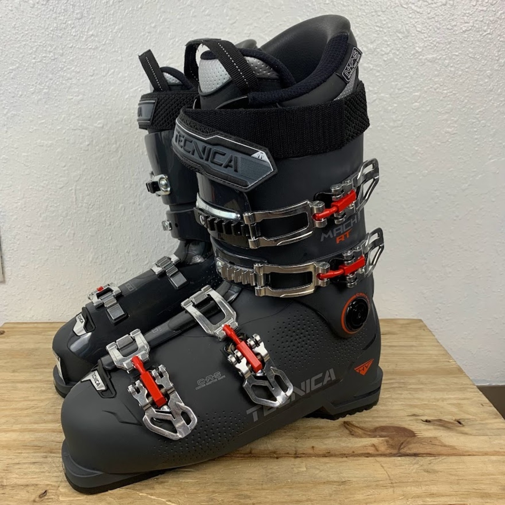 Tecnica NEW 2022 Tecnica Mach Sport HV 100 Ski Boots, Size 31.5