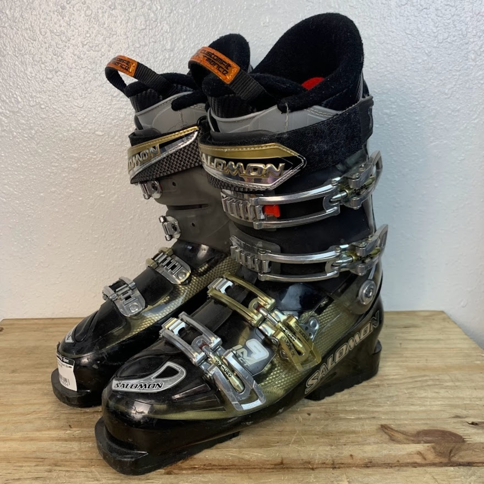 Salomon 10 Impact Ski Boots (Size 26)