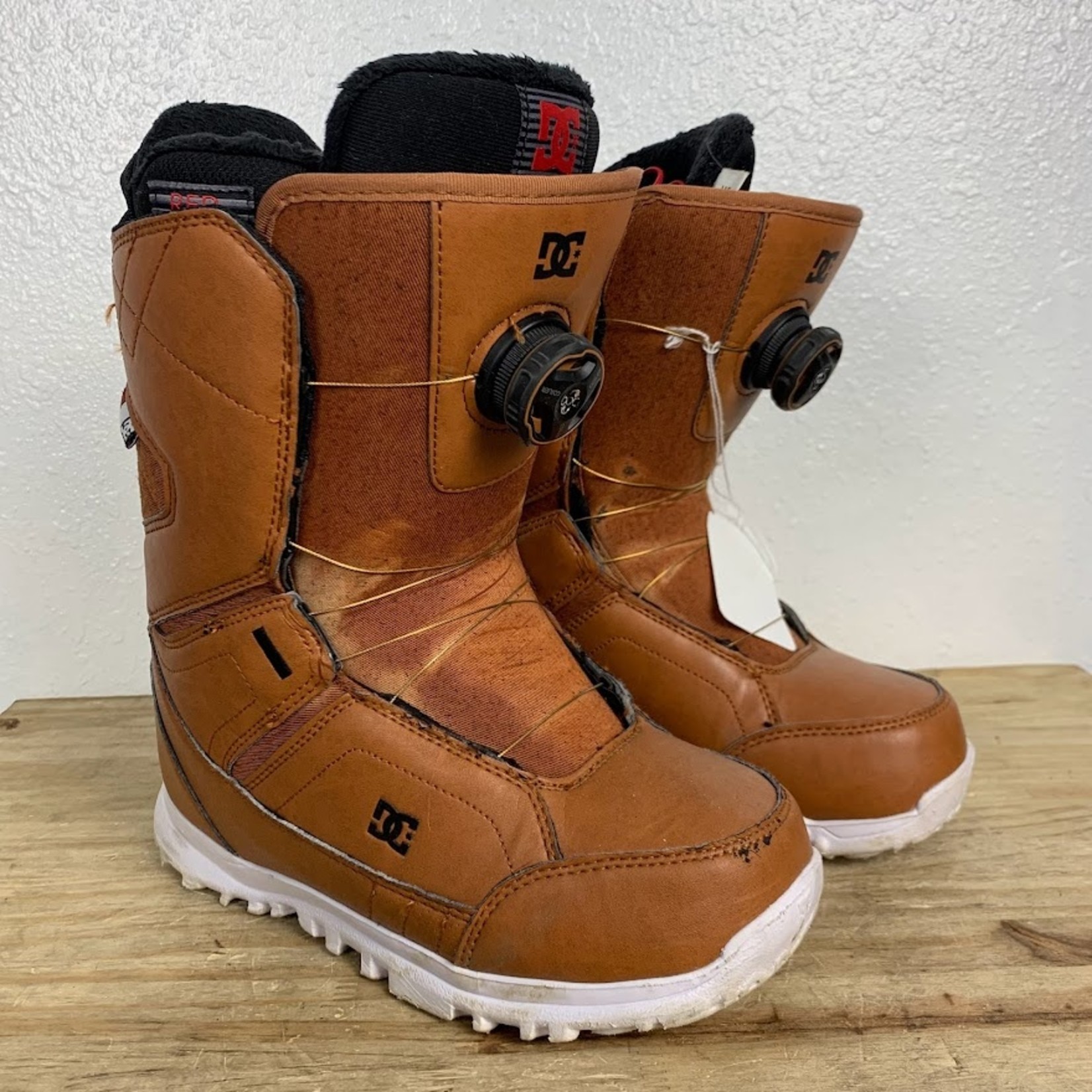 DC 2018 DC Search Boa Snowboard Boots, Size 6 WMNS