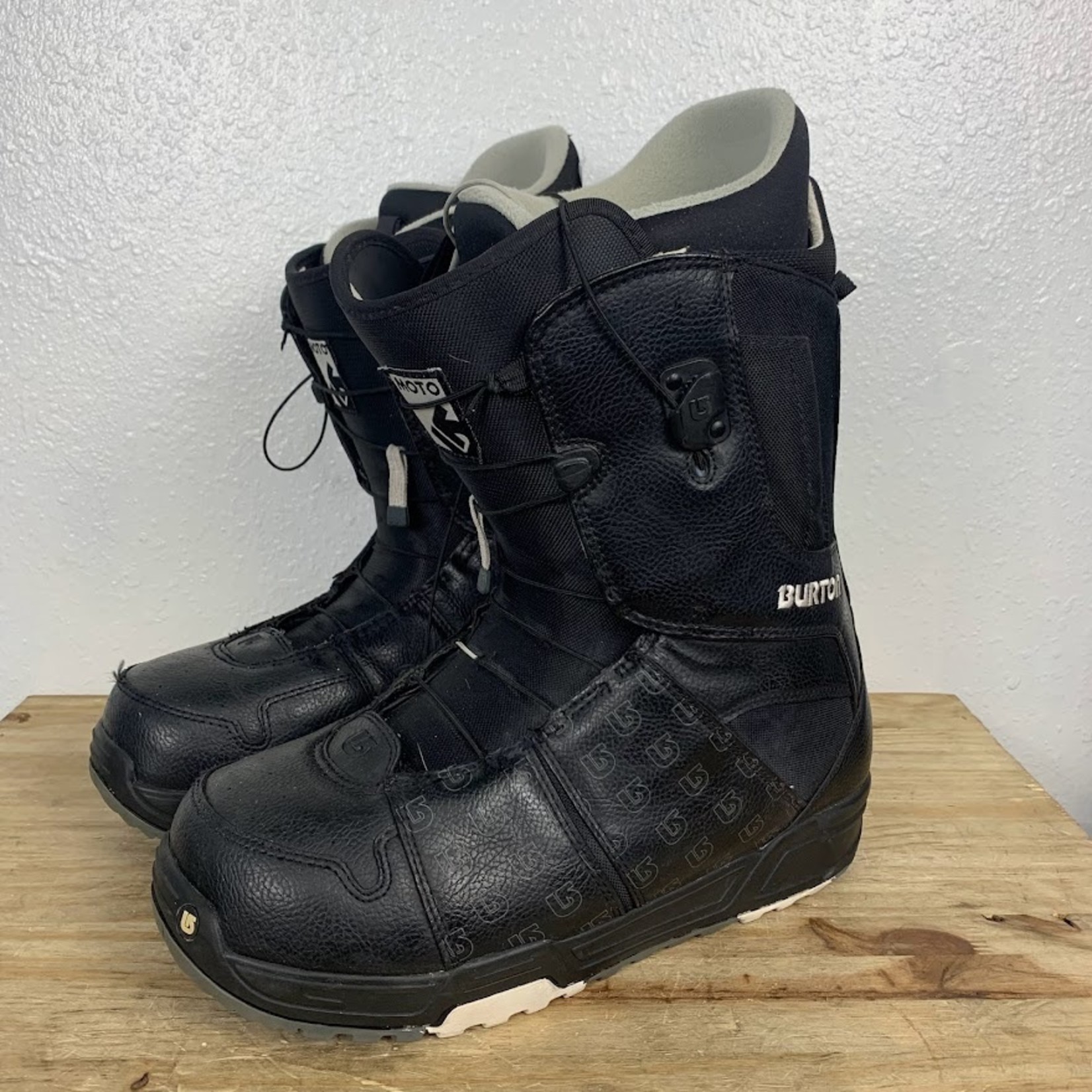 Burton Moto Snowboard Boots, Size 12 MENS