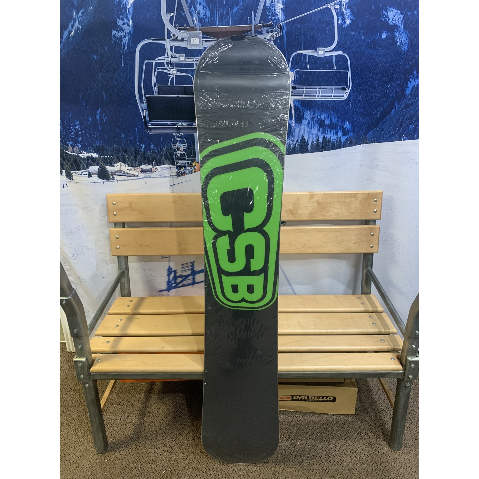 NEW Men's CSB Snowboard (White/Green) 154 cm