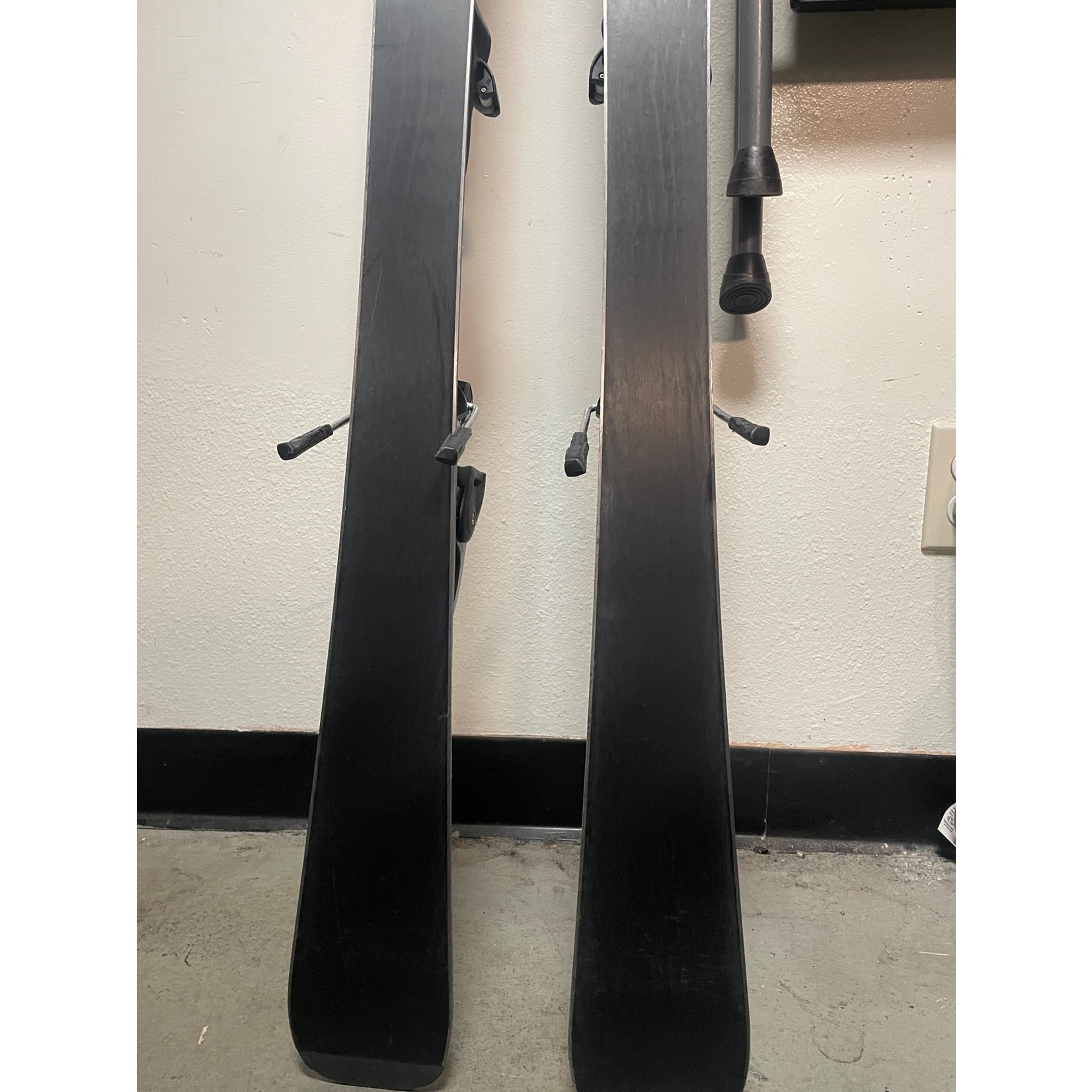 Head 2019 Head The Link Skis + Tyrolia Sympro Adjustable Bindings