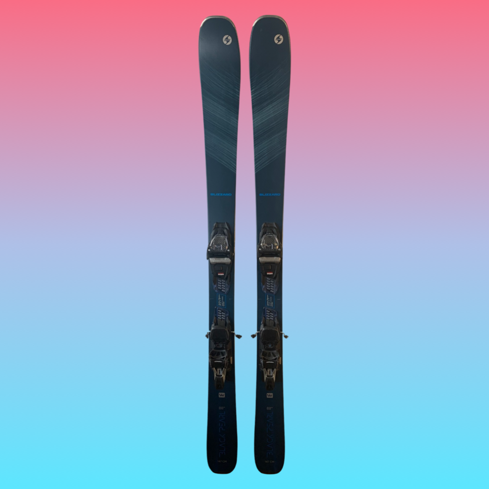 Blizzard NEW 2022 Blizzard Black Pearl Skis, Size 147 cm