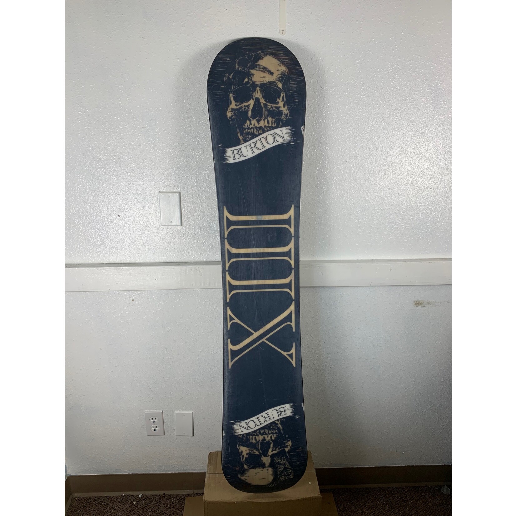 Burton Used Burton Deuce Snowboard, Size 152 cm