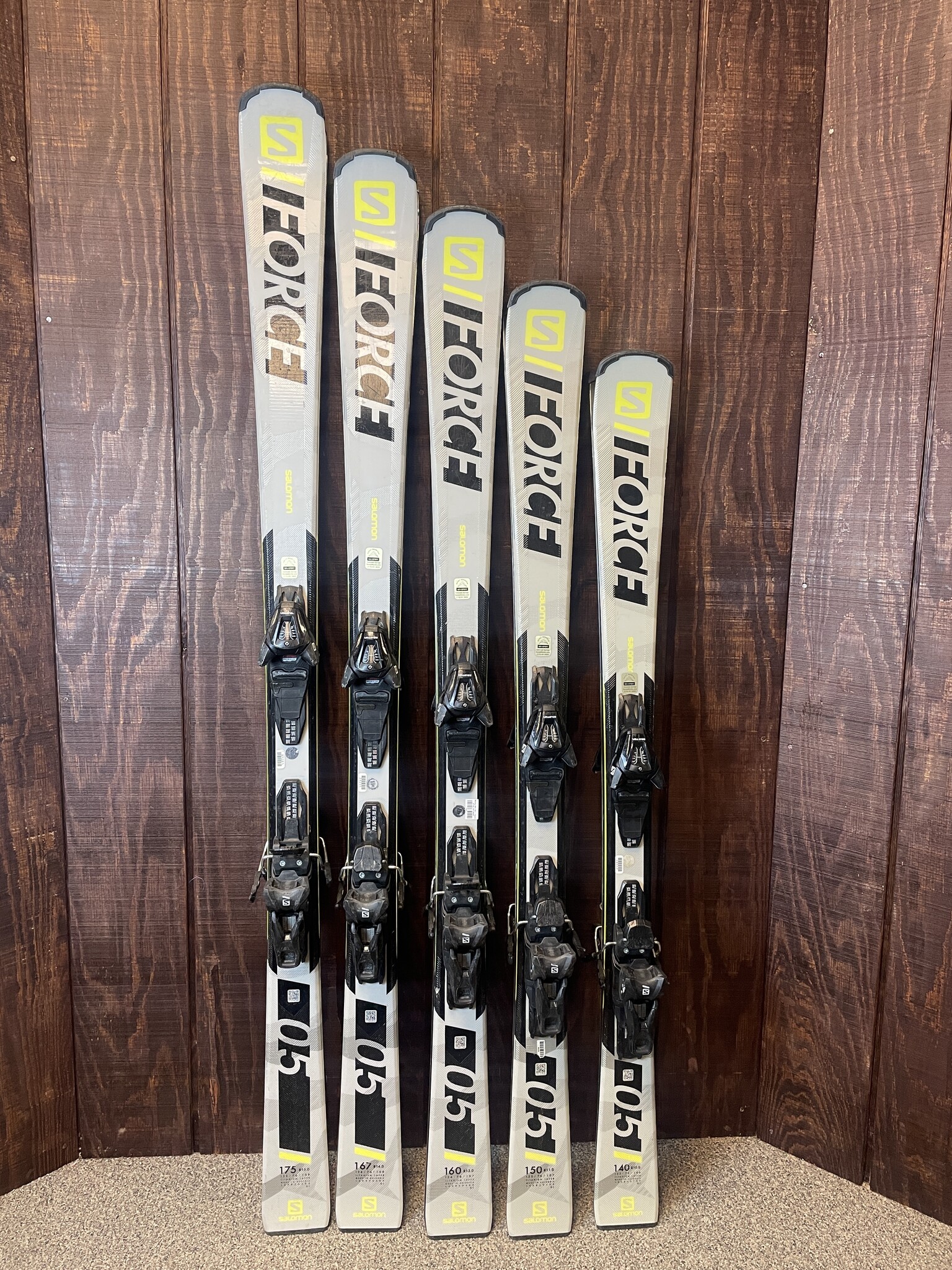 2020 Salomon S/Force 05 Skis + L10 GW Bindings - Snowsports 2020 Salomon S/Force 05 Skis + L10 GW Bindings - Snowsports