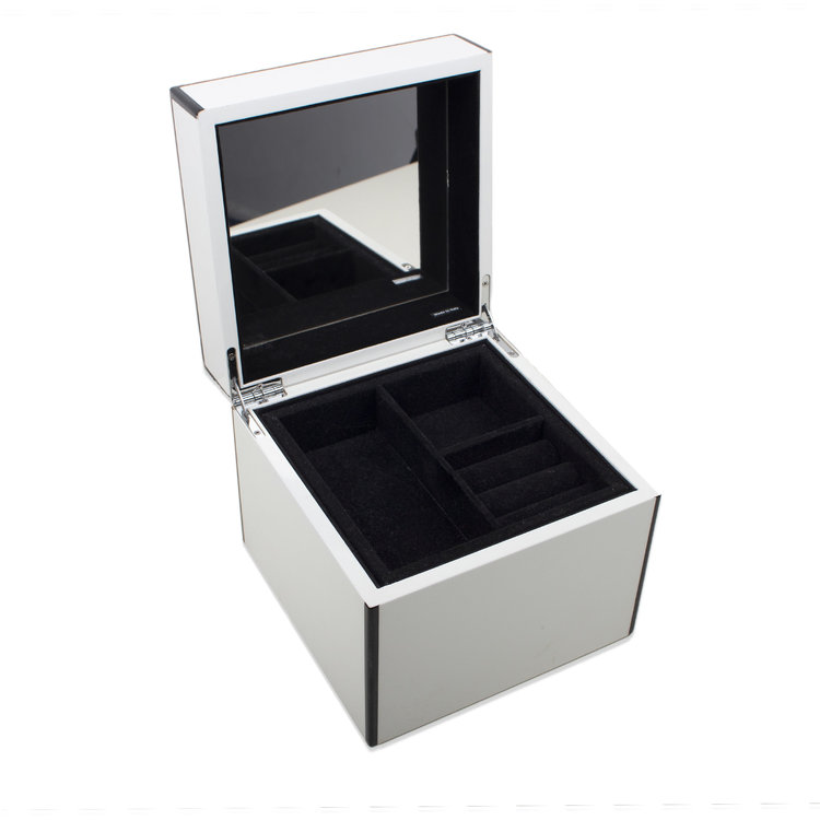 SQUARE WOOD JEWELRY HOLDER