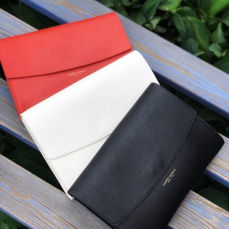 Clutches & Small Bags