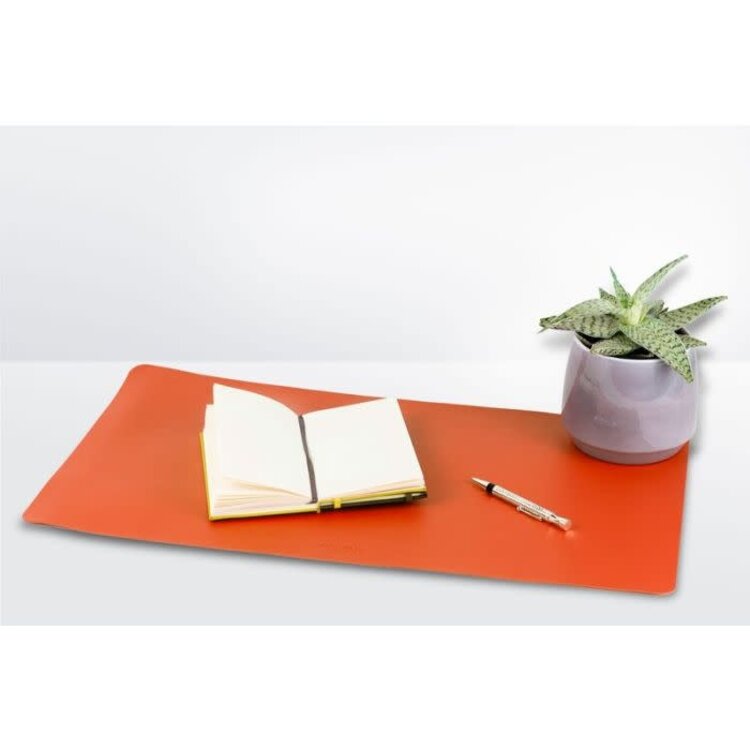 MARTIN DESK PAD