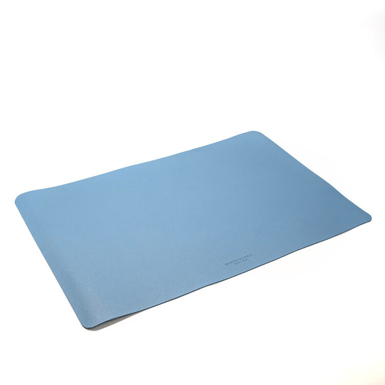 KARL DESK PAD