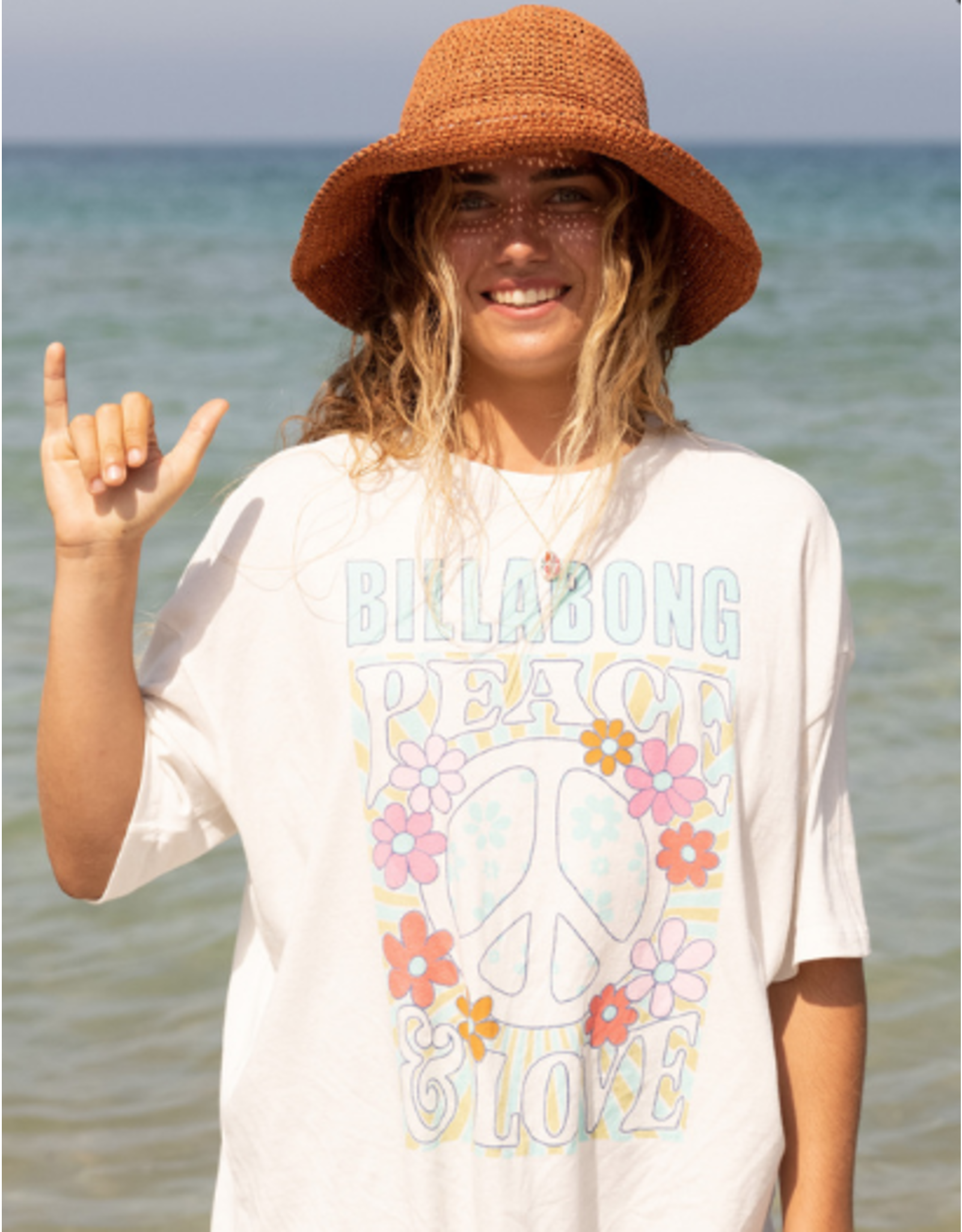 BILLABONG GIRLS BILLABONG Peace And Love Boyfriend T-Shirt