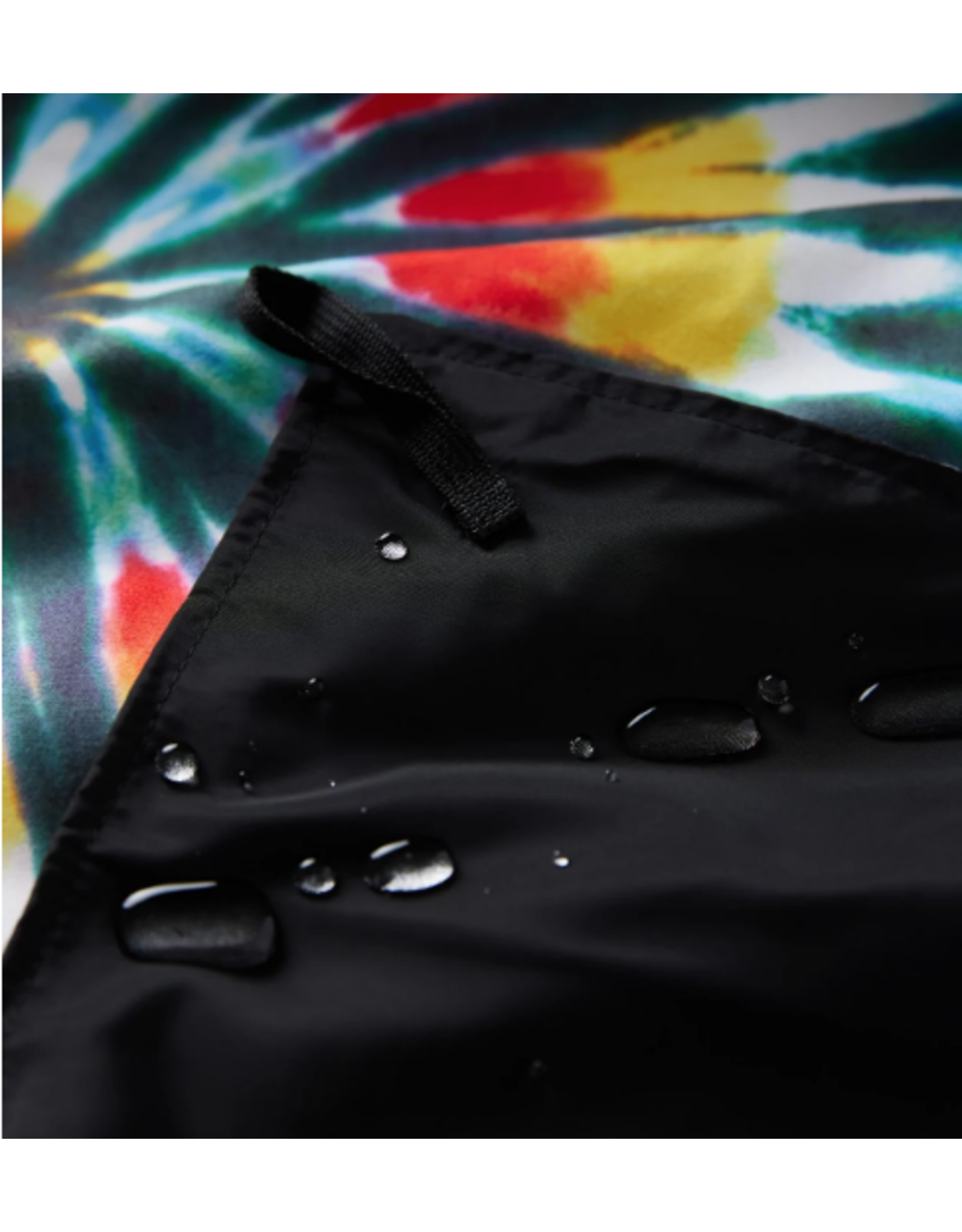 NOMADIX Festival Blanket: Tie-Dye Multi