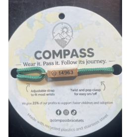 Compass Bracelet in Gold/Green