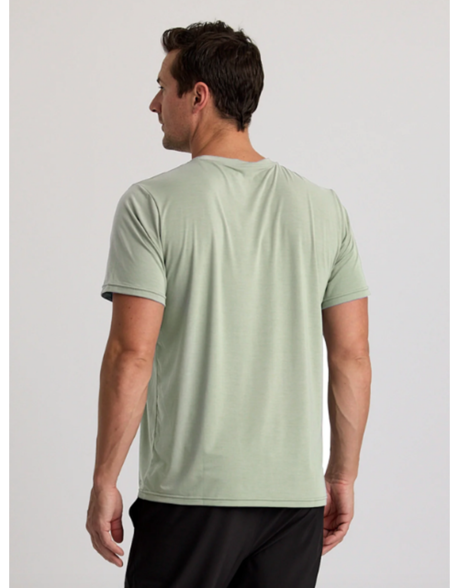 FREEFLY Men's Elevate Lightweight Tee DESERT SAGE