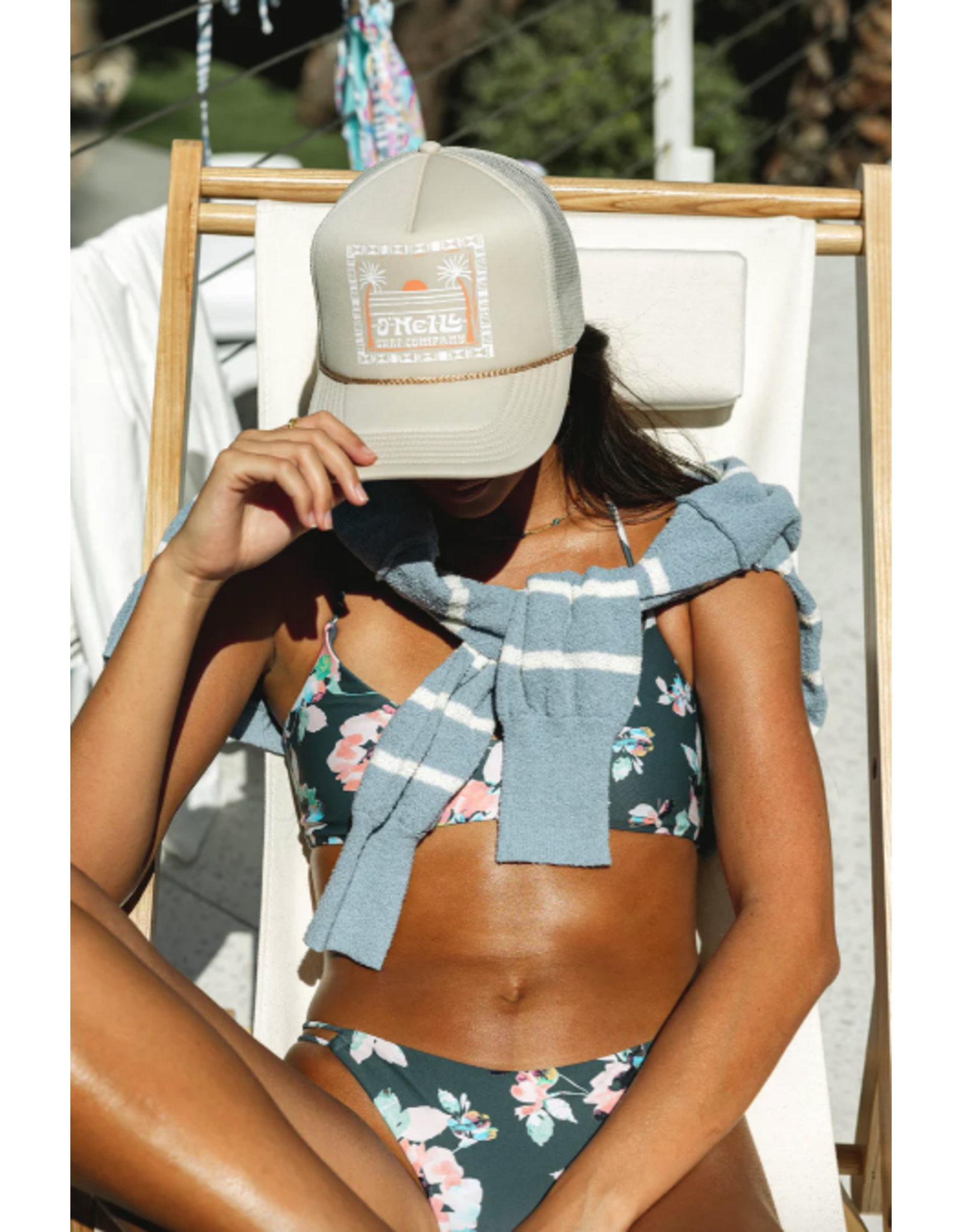 ONEILL Womens ARLIE TRUCKER HAT TAPIOCA