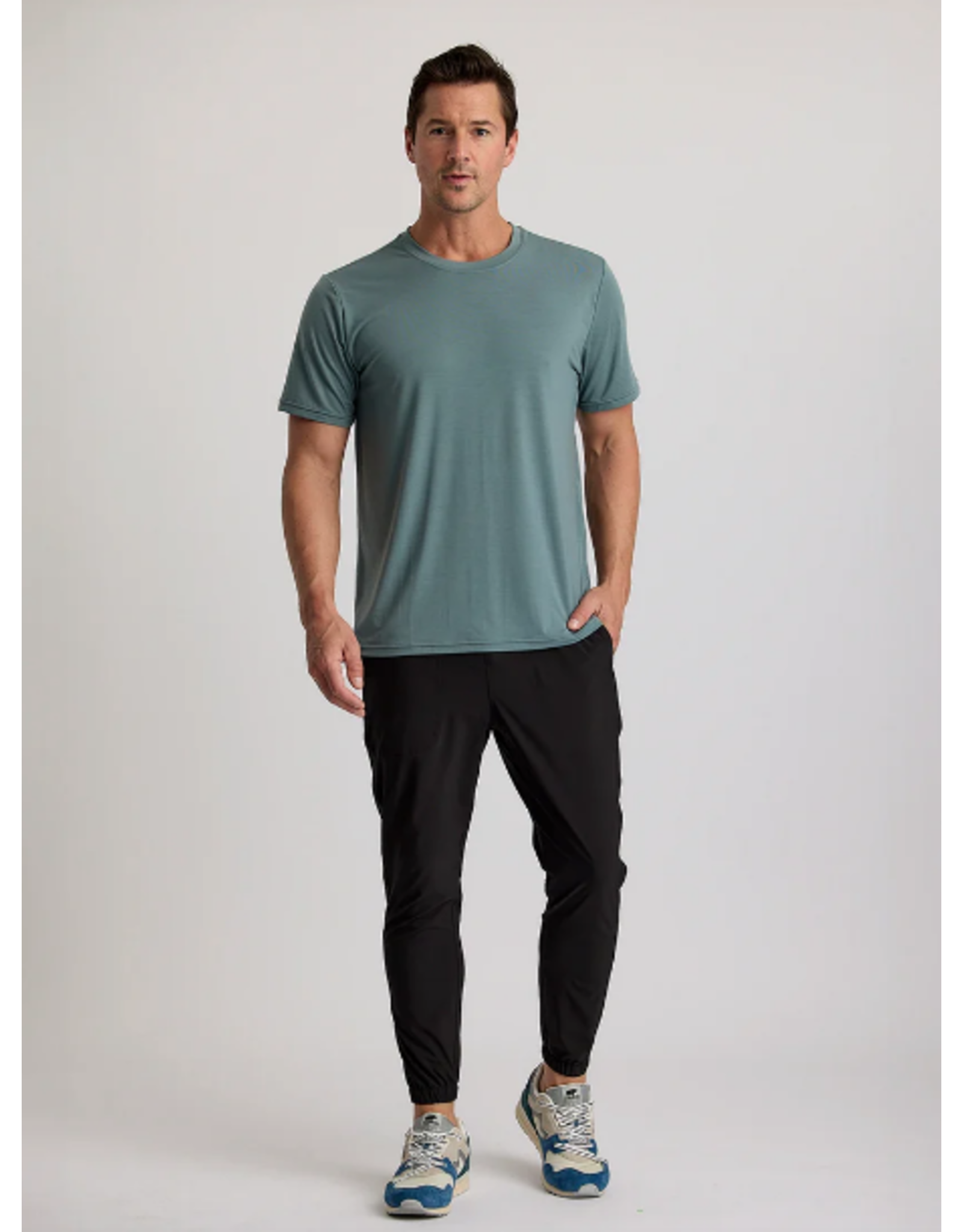 FREEFLY Men's Elevate Lightweight Tee