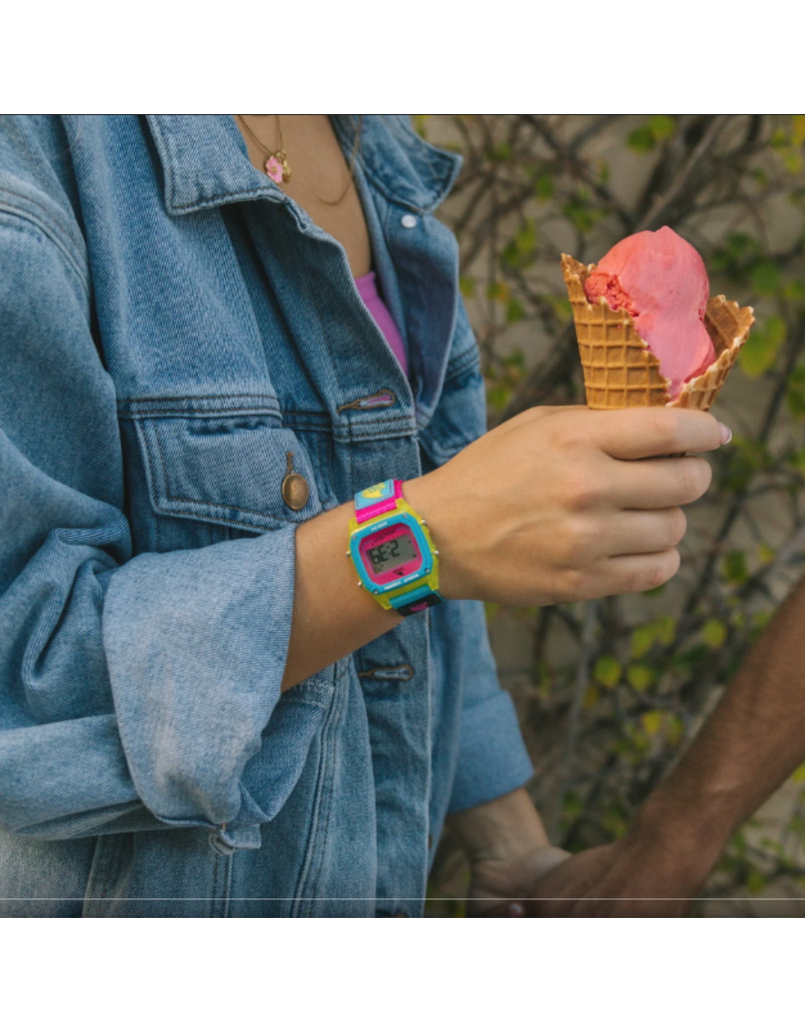 FREESTYLE SHARK CLASSIC CLIP LANTERN SHARK